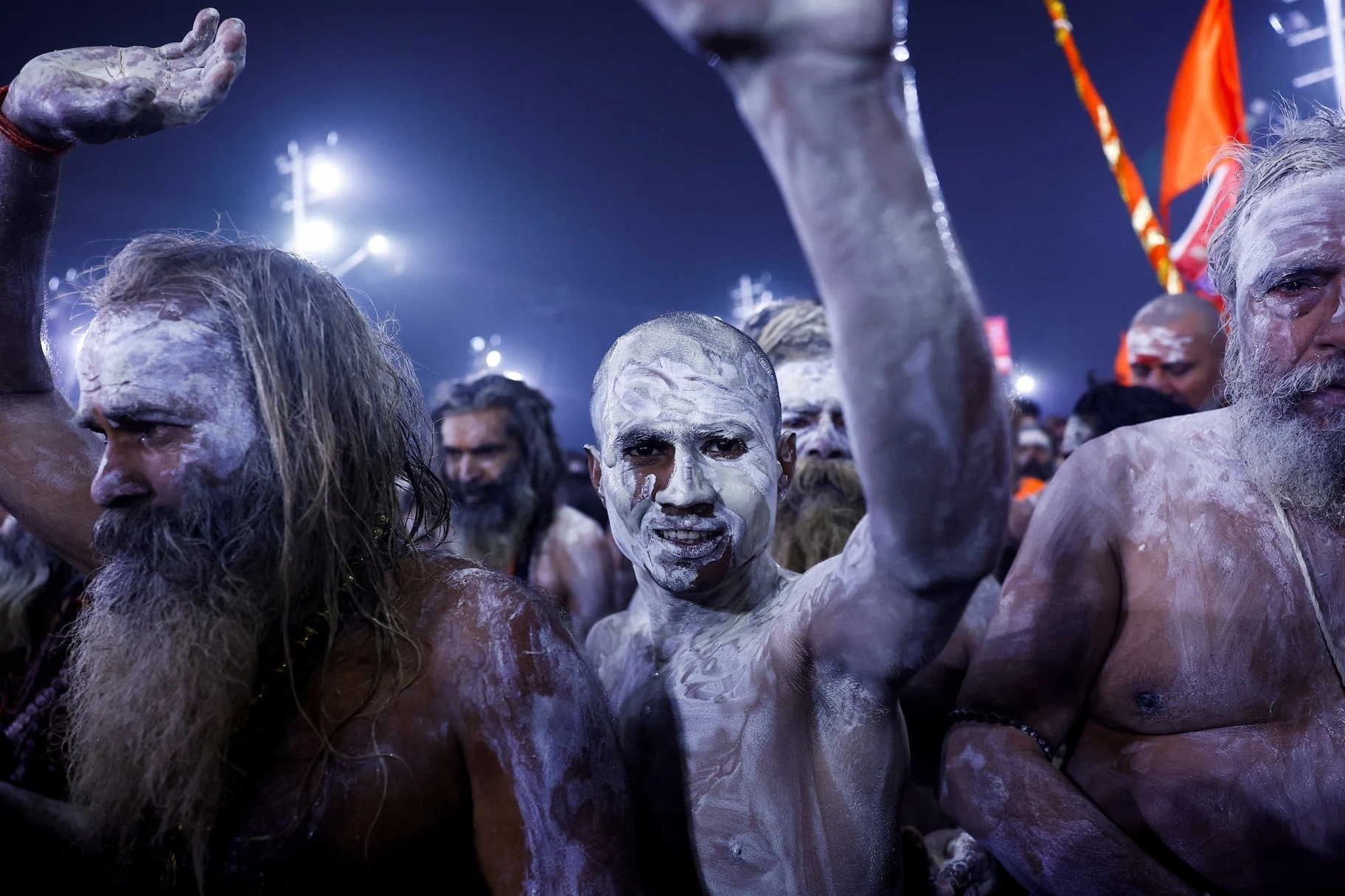 Nhung dieu gay soc tai le hoi dong nhat hanh tinh hinh anh