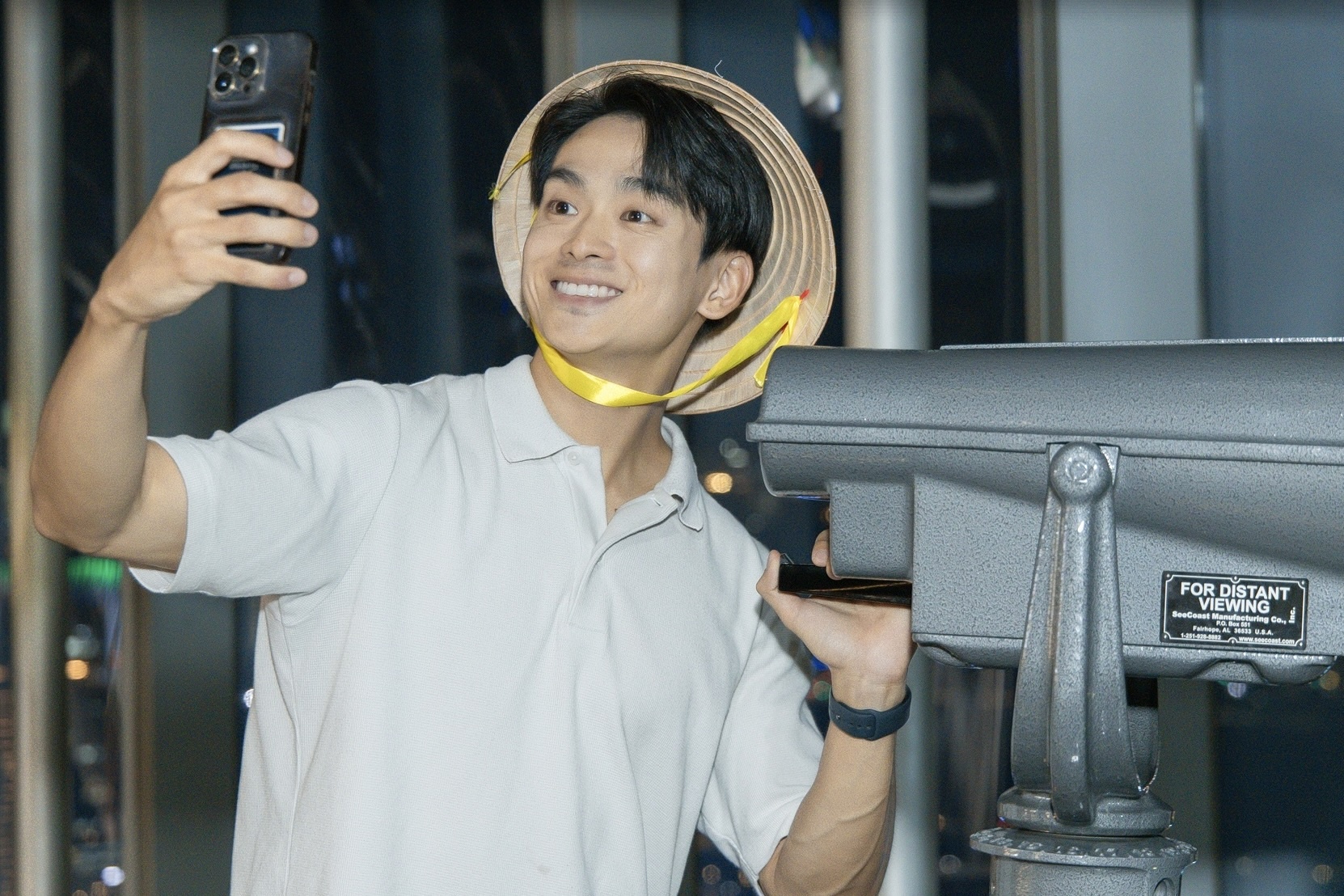 Khach Han Quoc lai dong nhat Viet Nam hinh anh