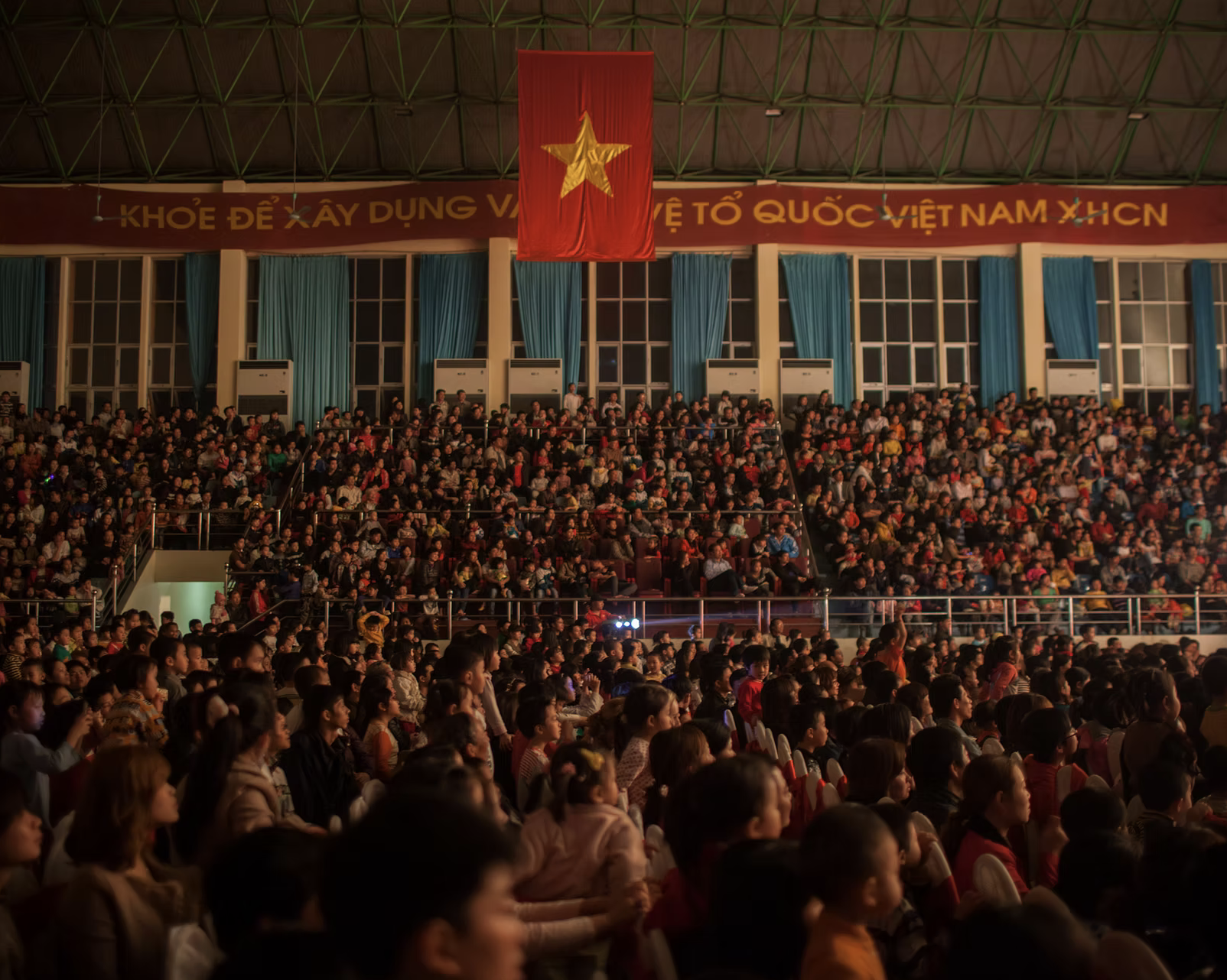 hao quang ganh xiec Viet anh 15