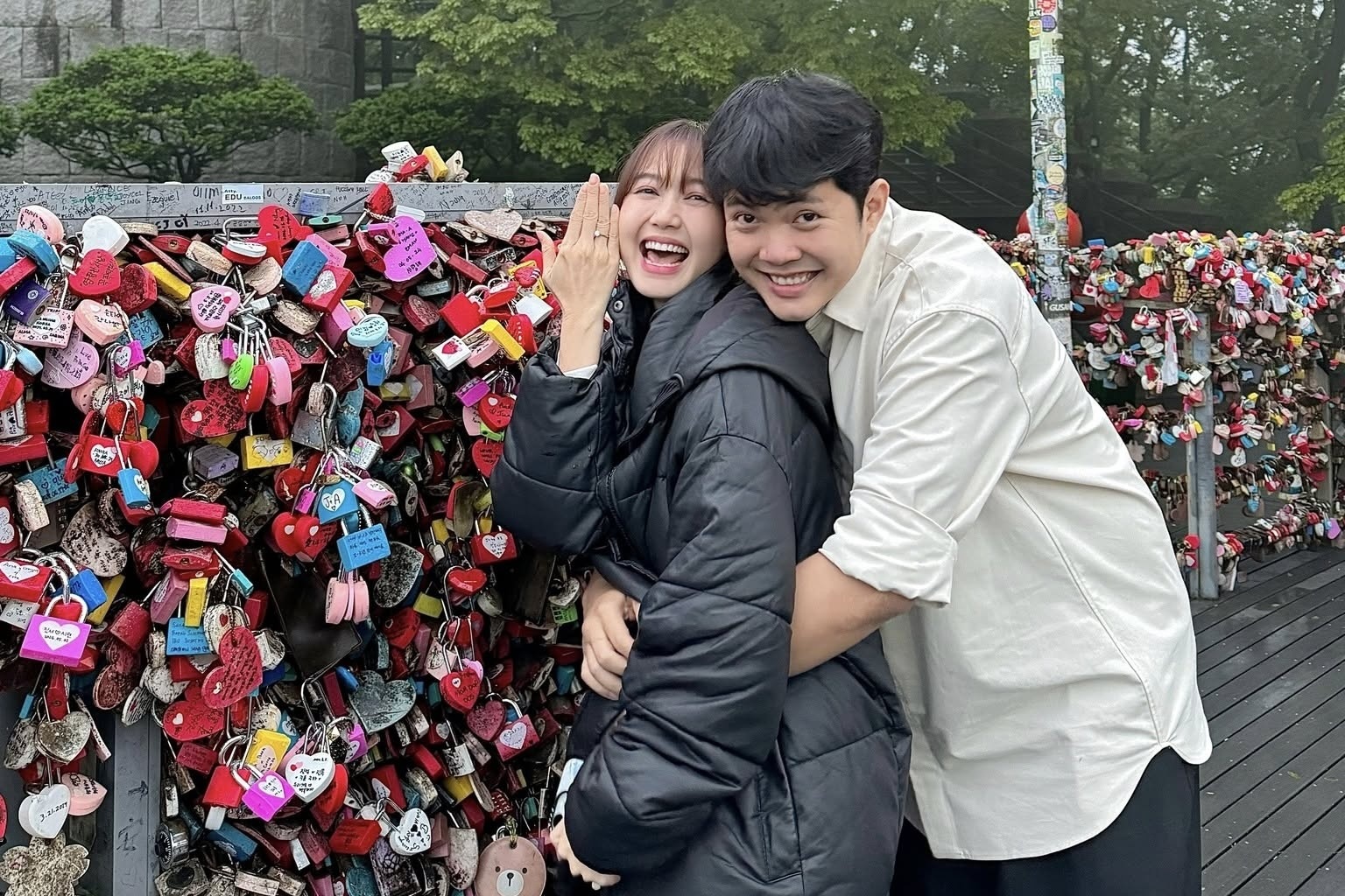 Noi Andiez Nam Truong cau hon ban gai hinh anh