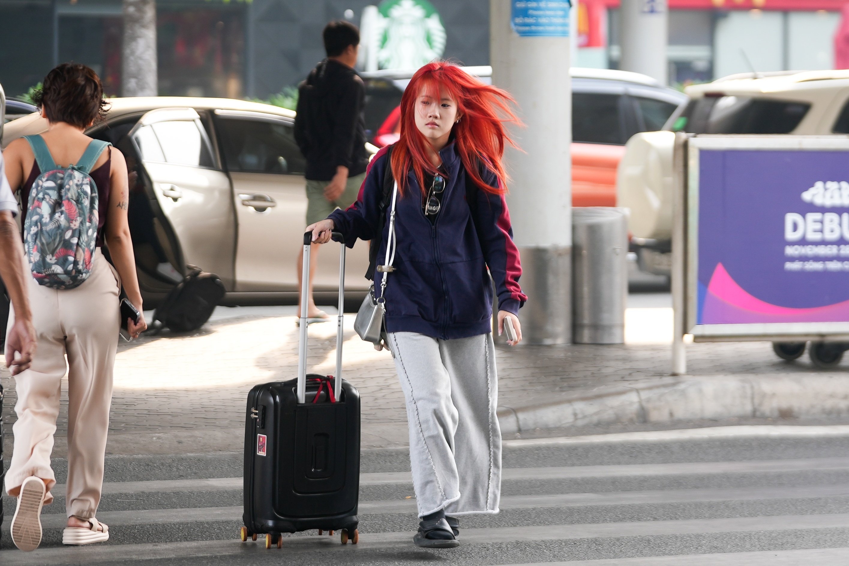 Khach Viet do xo gia han visa My truoc 2/9 hinh anh