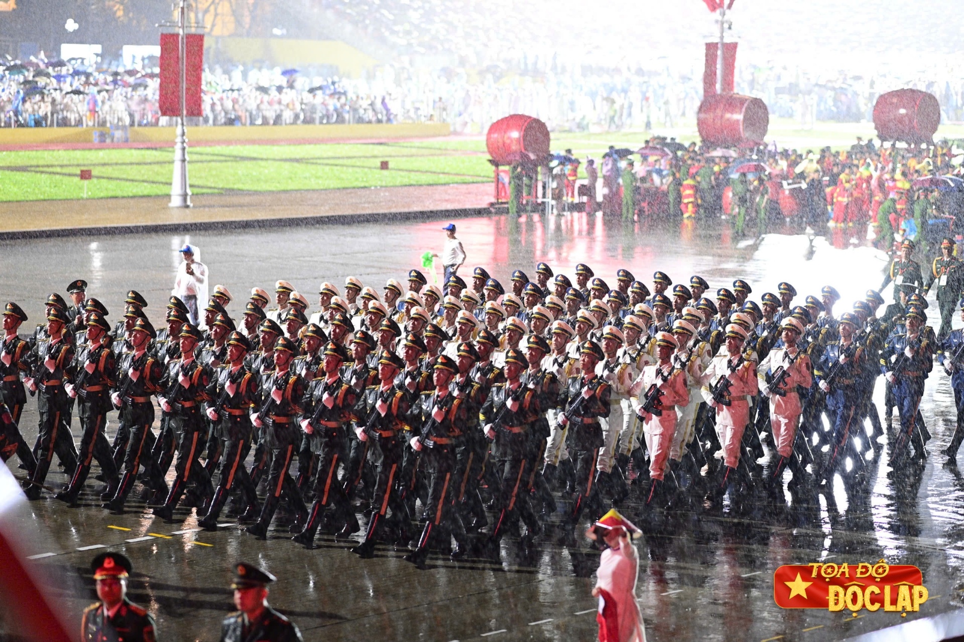 quang truong ba dinh anh 9