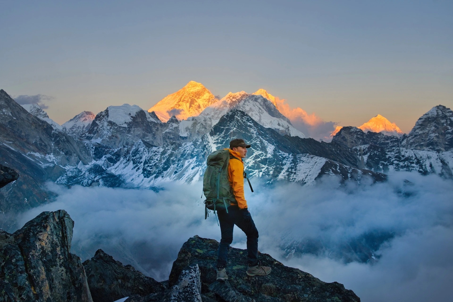 Hiep hoi cac hang trekking Nepal tran an du khach hinh anh