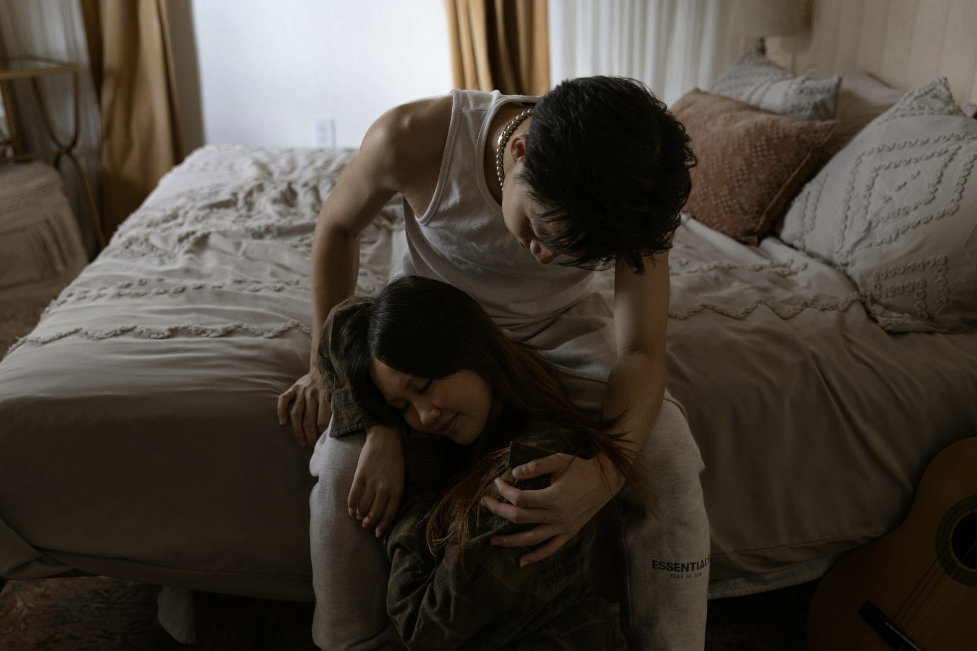 Chia tay nhung van ngu chung giuong hinh anh