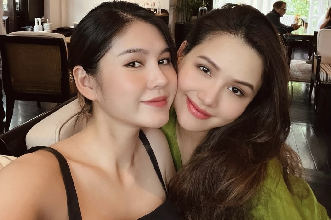 Phanh Lee, MC Thu Hoai kin tieng sau khi lay chong doanh nhan hinh anh