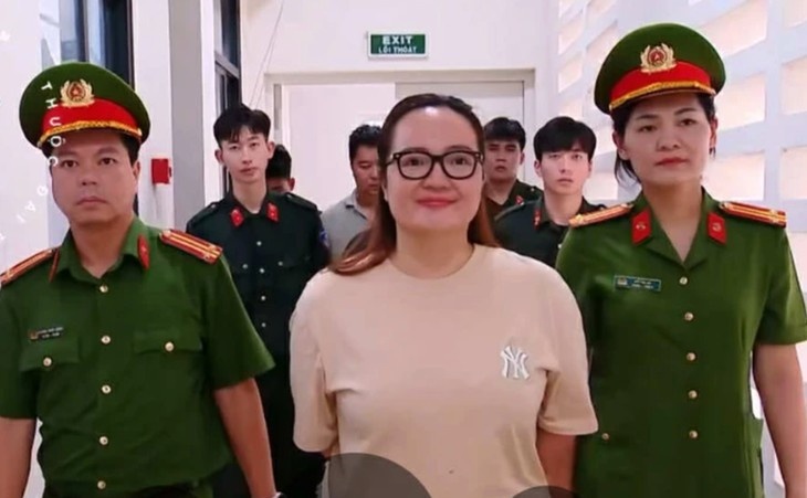 mức án cho hoàng hường  ảnh 2 muc an cho hoang huong anh 2