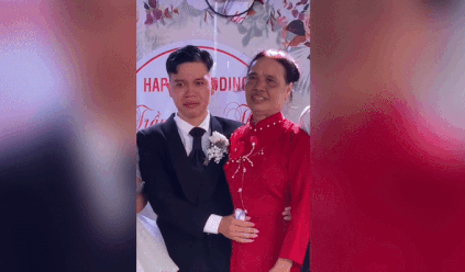 Clip chu re meu mao, om chat ba ngoai viral khap coi mang hinh anh