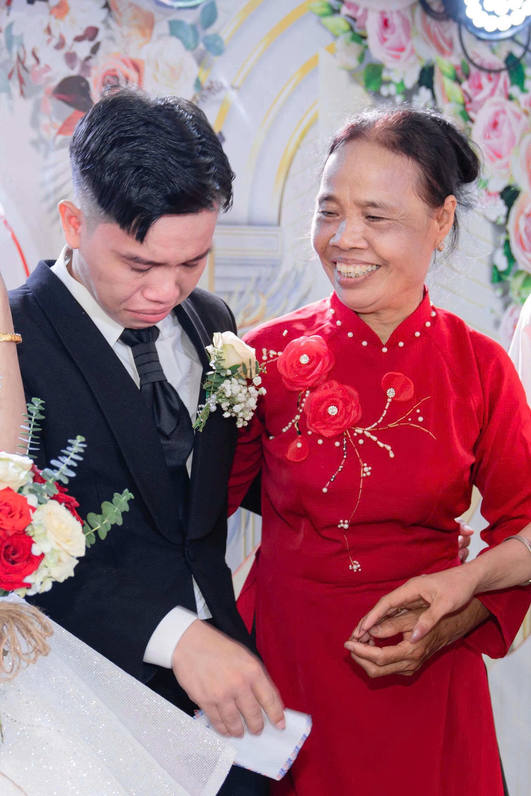 khóc trong ngày cưới ảnh 1 khoc trong ngay cuoi anh 1