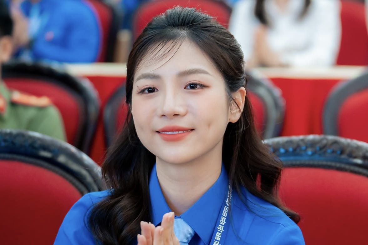 Chan dung nu Bi thu Tinh doan tre nhat Thanh Hoa hinh anh