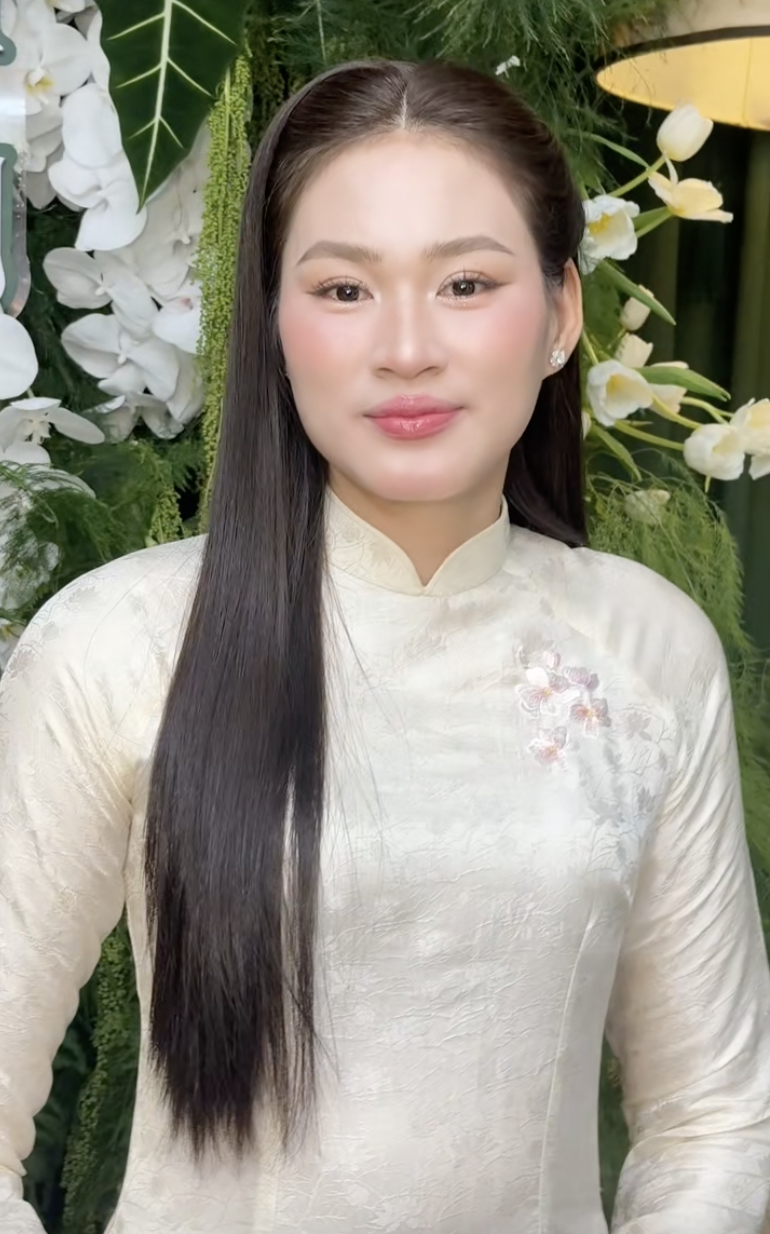 chi gai do thi ha anh 1