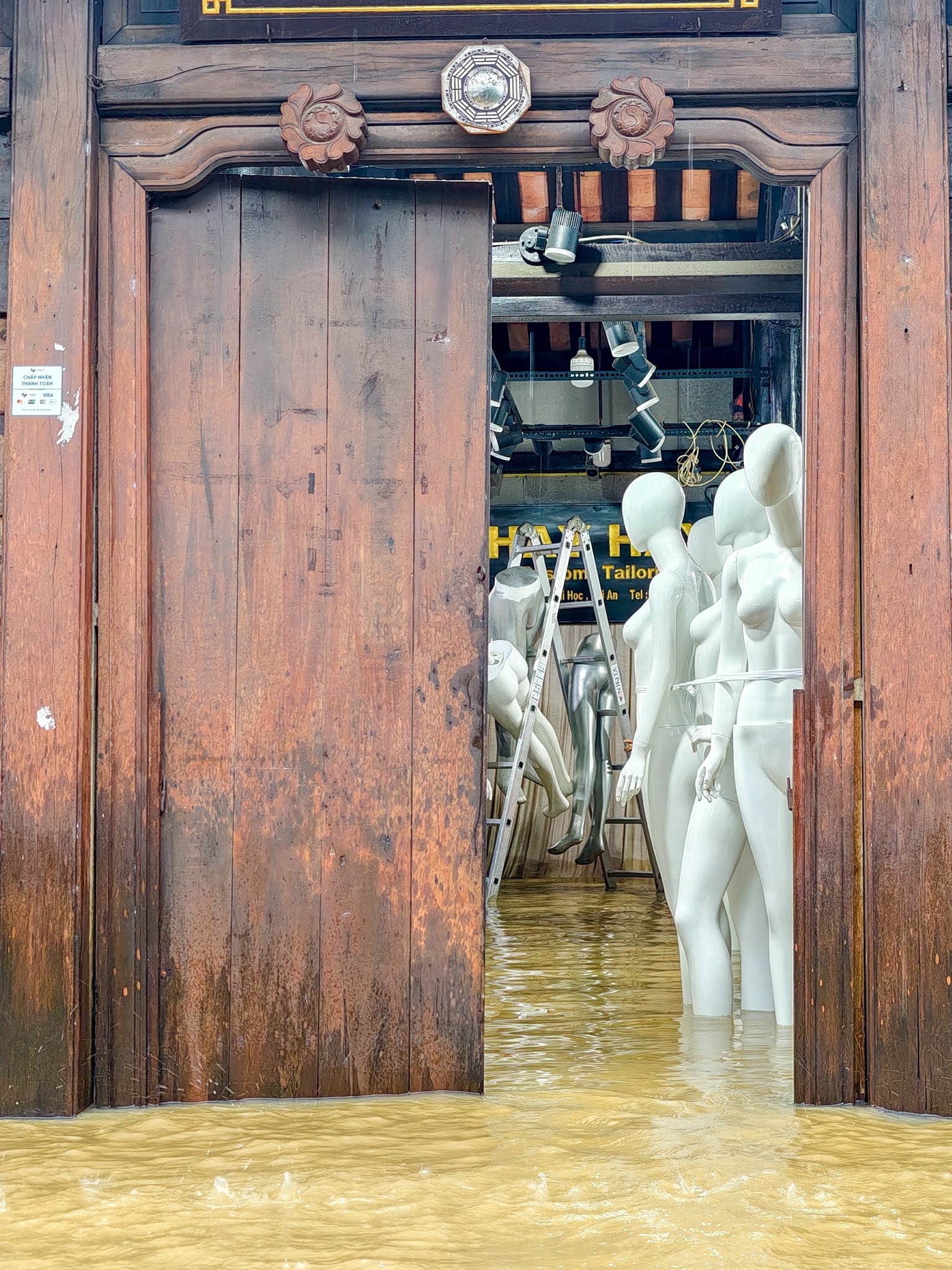 ngập lụt ở huế  ảnh 4 ngap lut o hue anh 4