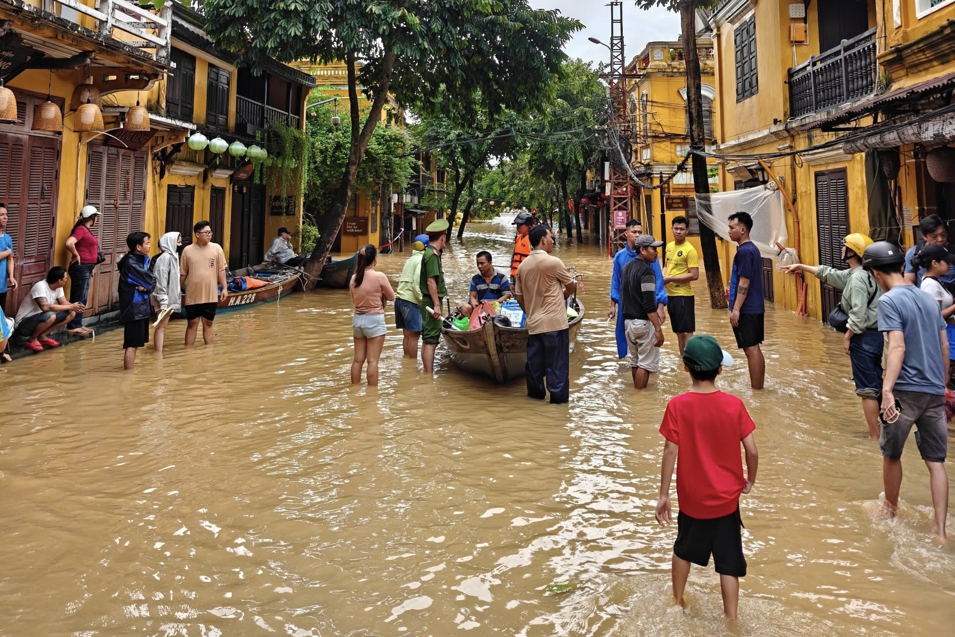 ngập lụt ở huế  ảnh 6 ngap lut o hue anh 6