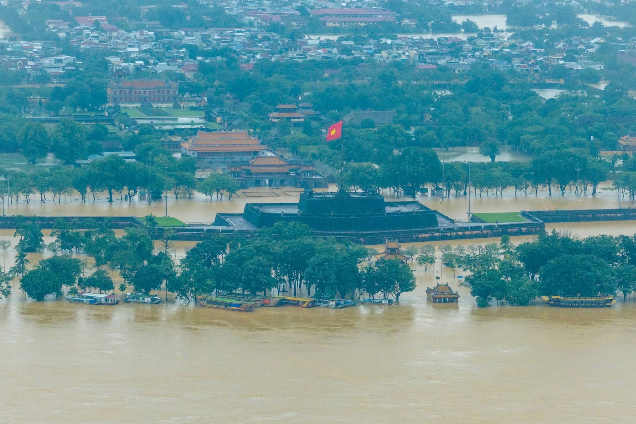 lũ lịch sử đà nẵng  ảnh 1 lu lich su da nang anh 1