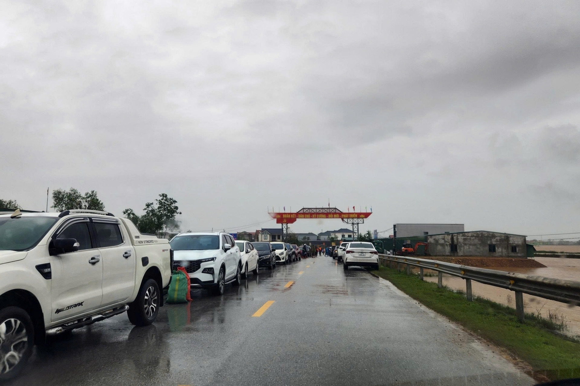 mua lon o hue anh 13