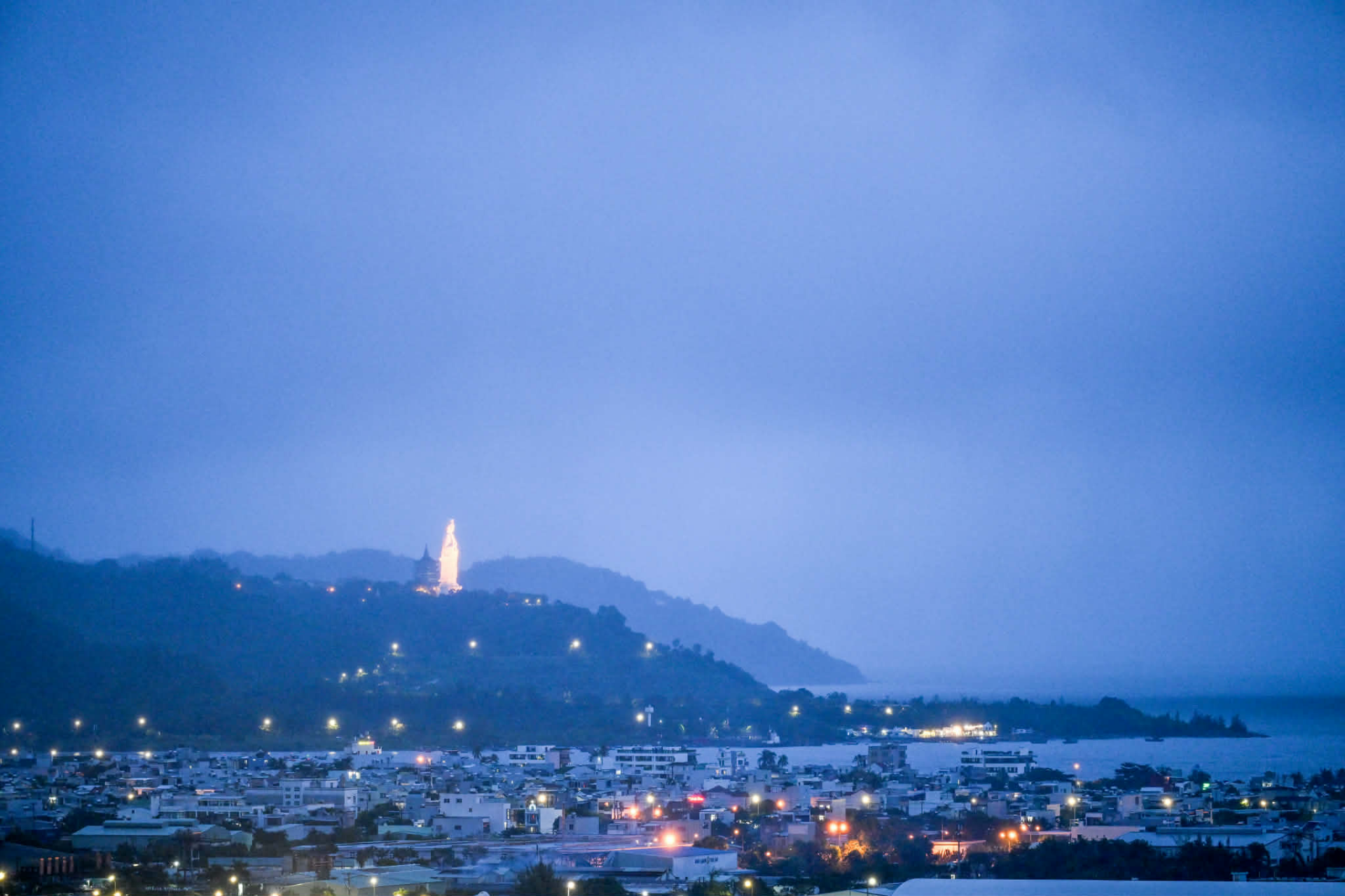 bao Kalmaegi do bo anh 1