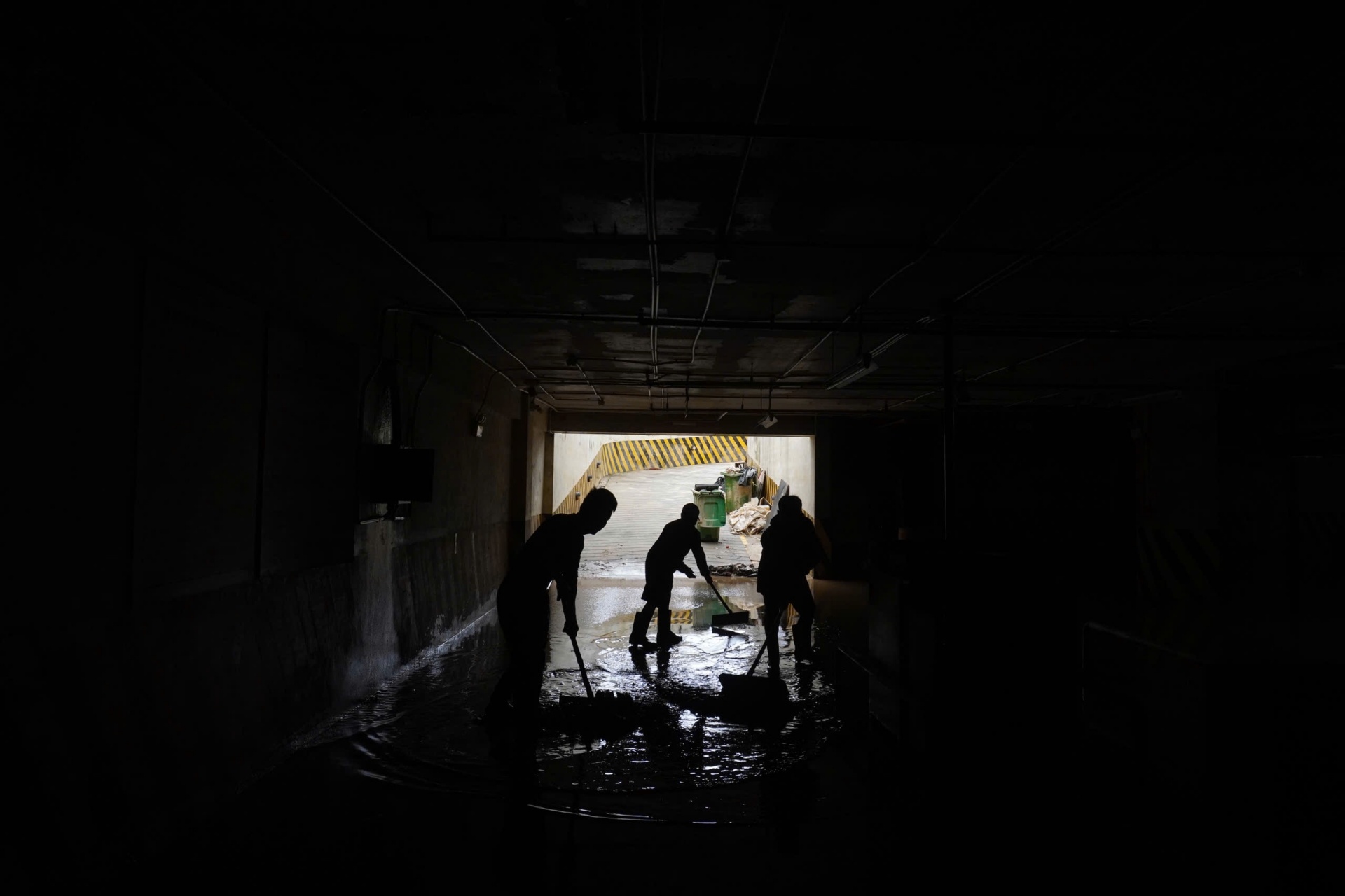 con lu lich su hue anh 5