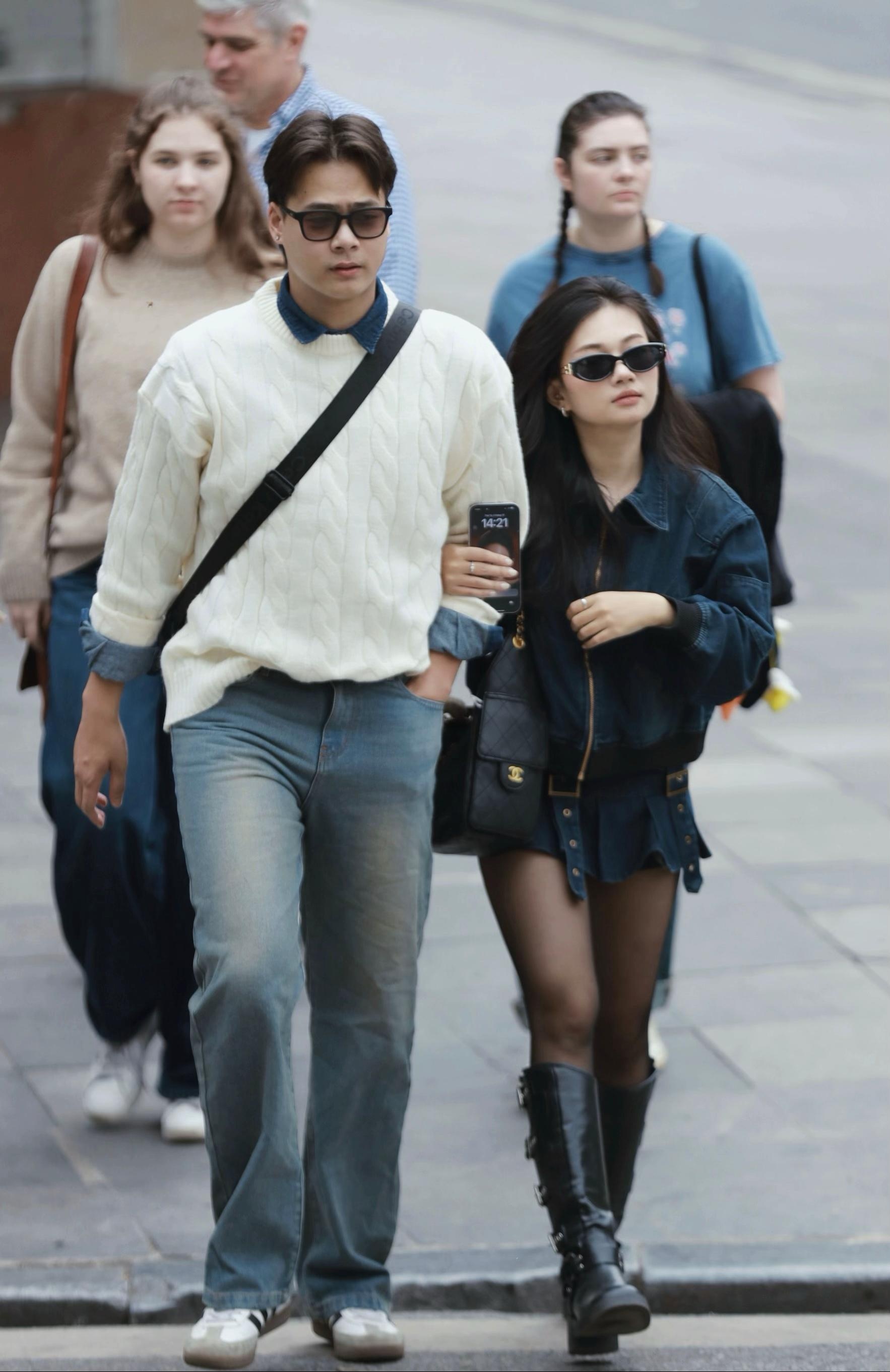 trạm tỷ ảnh 8 tram ty anh 8