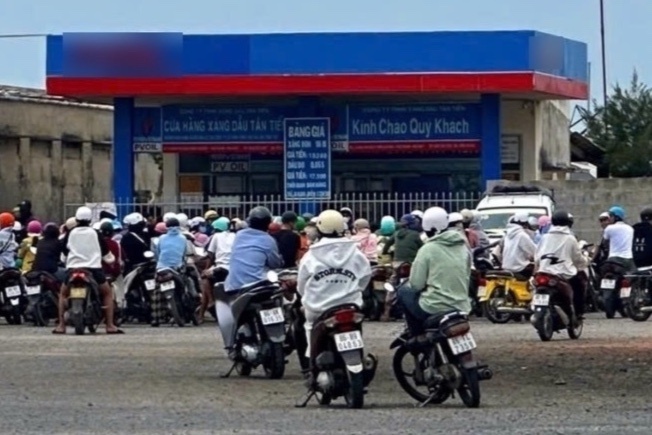 Dao Phu Quy het xang hinh anh