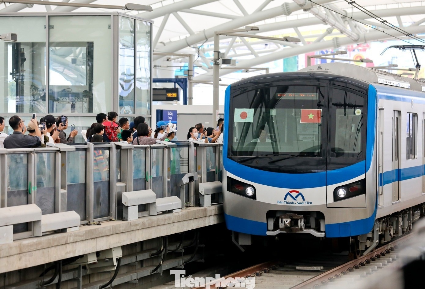 metro anh 2