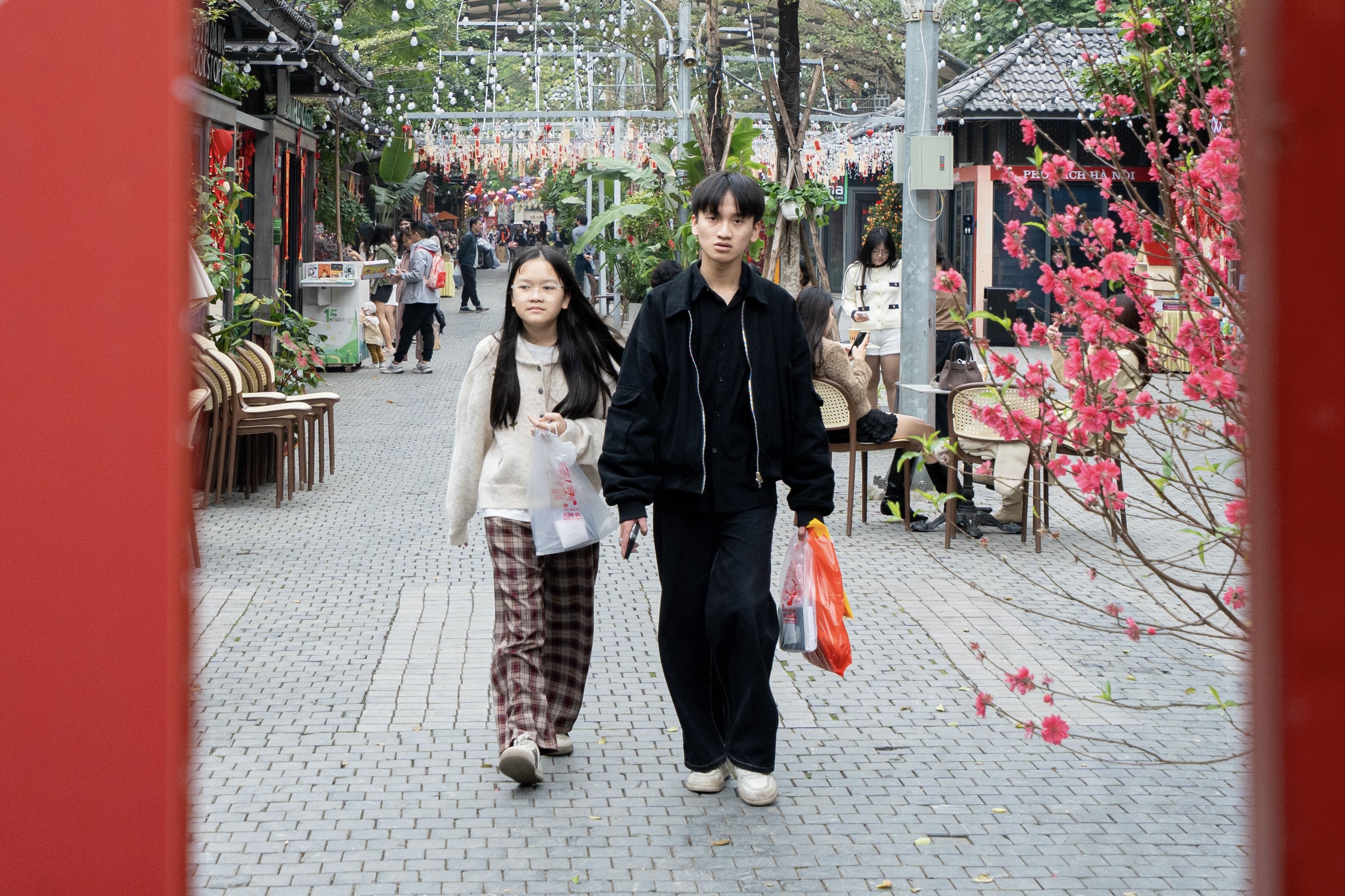 Tuoi xong nha cuc dep nam Binh Ngo 2026 hinh anh