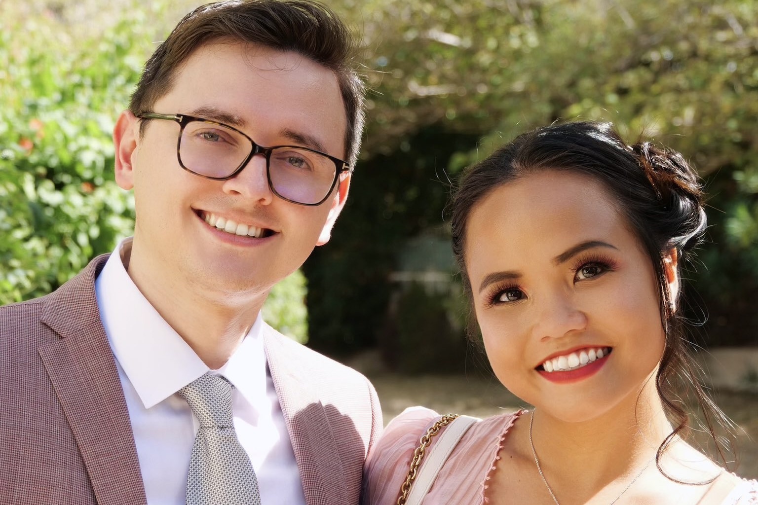 TikToker Lam Vy ly hon chong Tay sau 10 nam ben nhau hinh anh