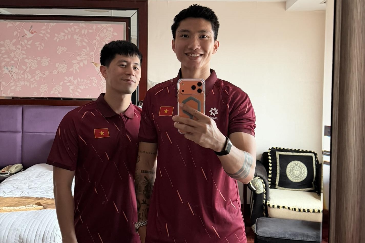 Anh nhan 'bao like' cua Doan Van Hau hinh anh