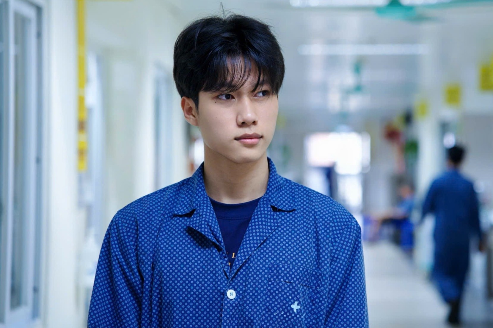 Chang sinh vien Bach Khoa ke giay phut lao vao bien lua cuu nguoi hinh anh