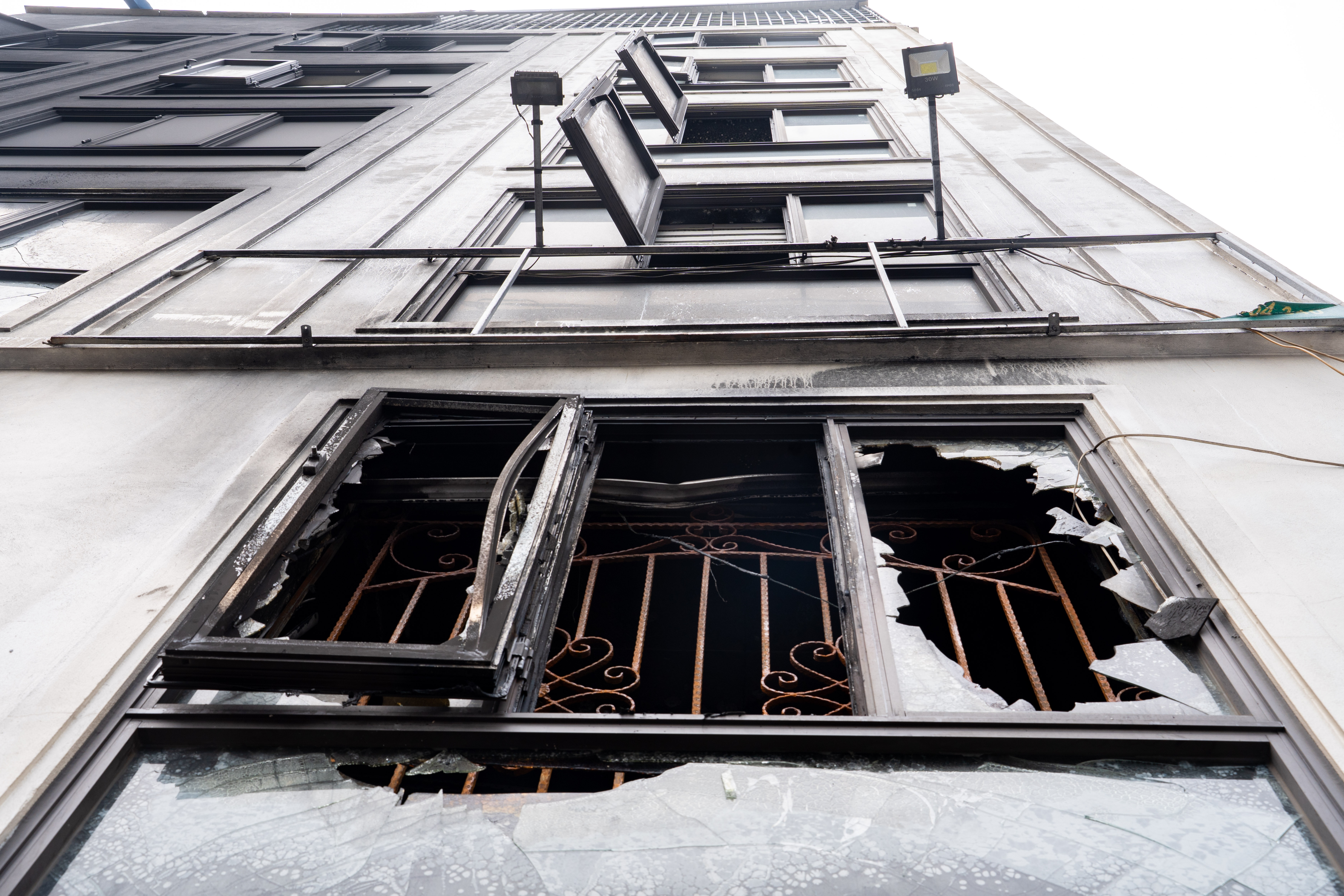 dam chay Linh Nam anh 1