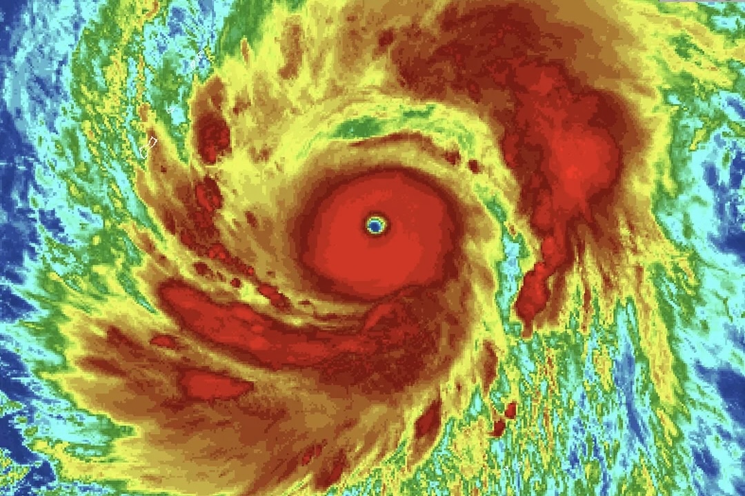 Ly do sieu bao 'quai vat' Sinlaku dac biet nguy hiem hinh anh