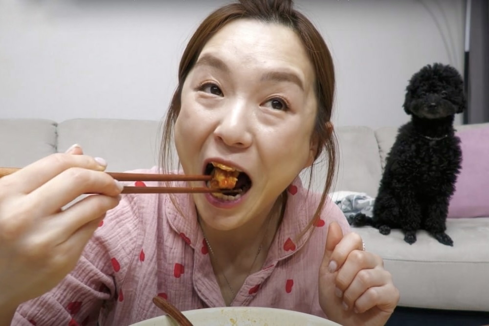 Bo mukbang, 'thanh an' noi tieng nhat xu Han den TP.HCM lap nghiep hinh anh