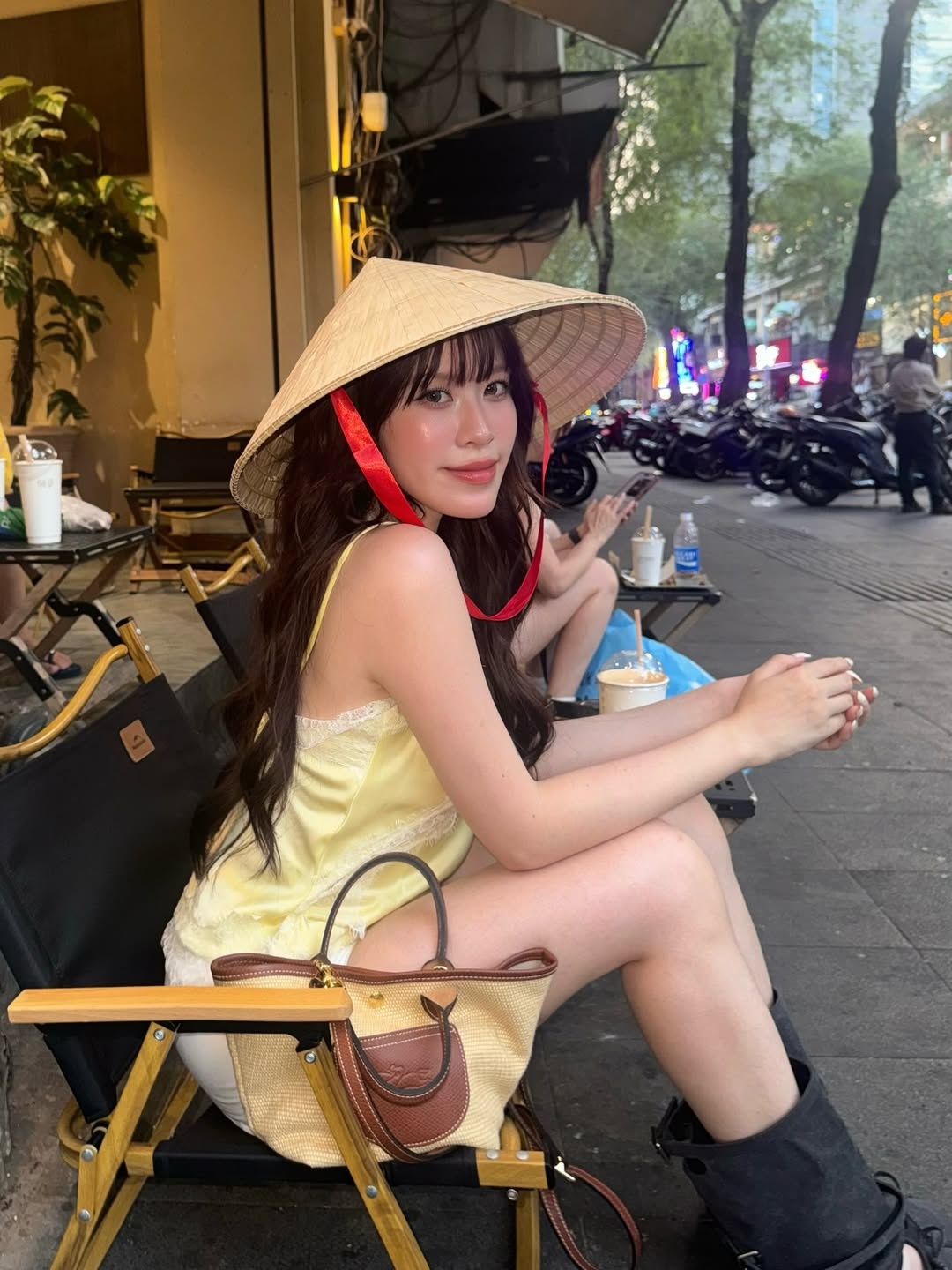 nu than truot bang anh 1