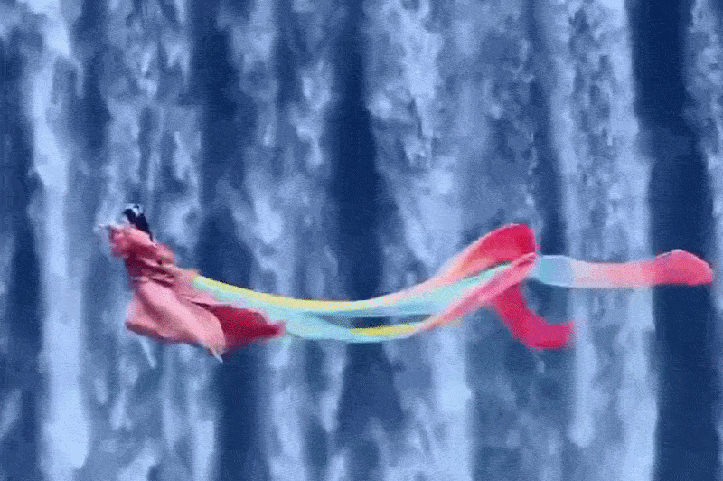 Khach Viet chi tien trieu cho 19 giay 'xuyen khong' o Trung Quoc hinh anh