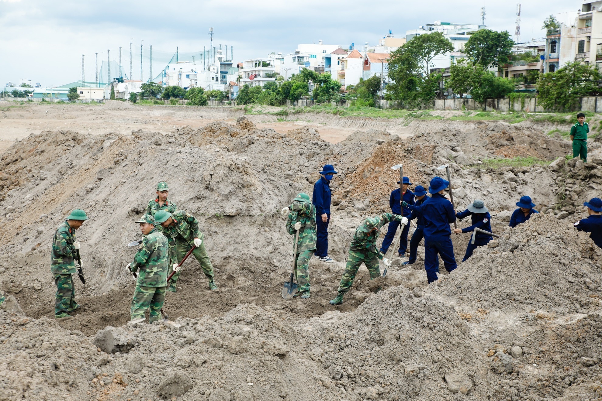 tan son nhat anh 1