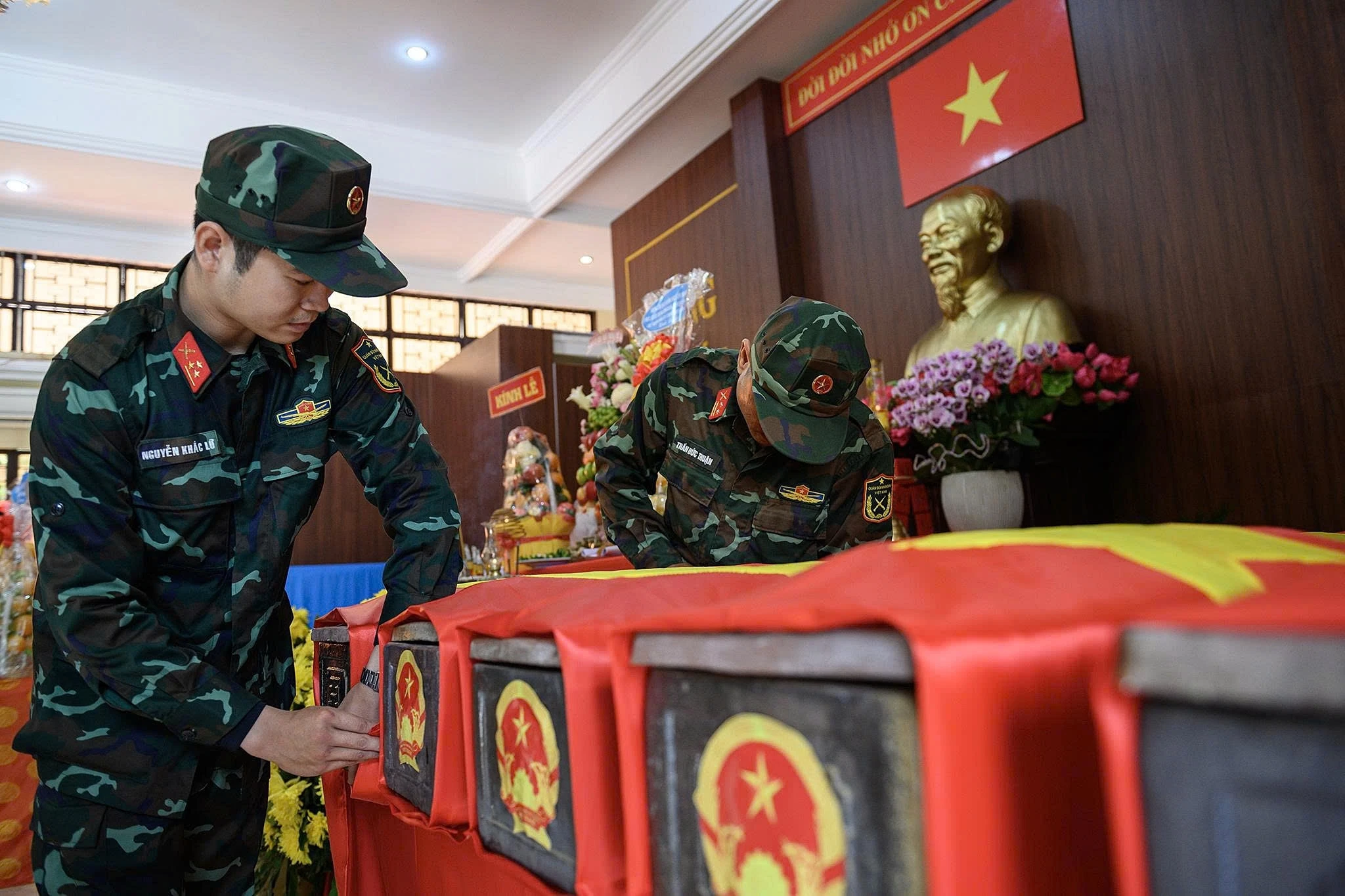 L&ecirc; Thị Ri&ecirc;ng ảnh 11