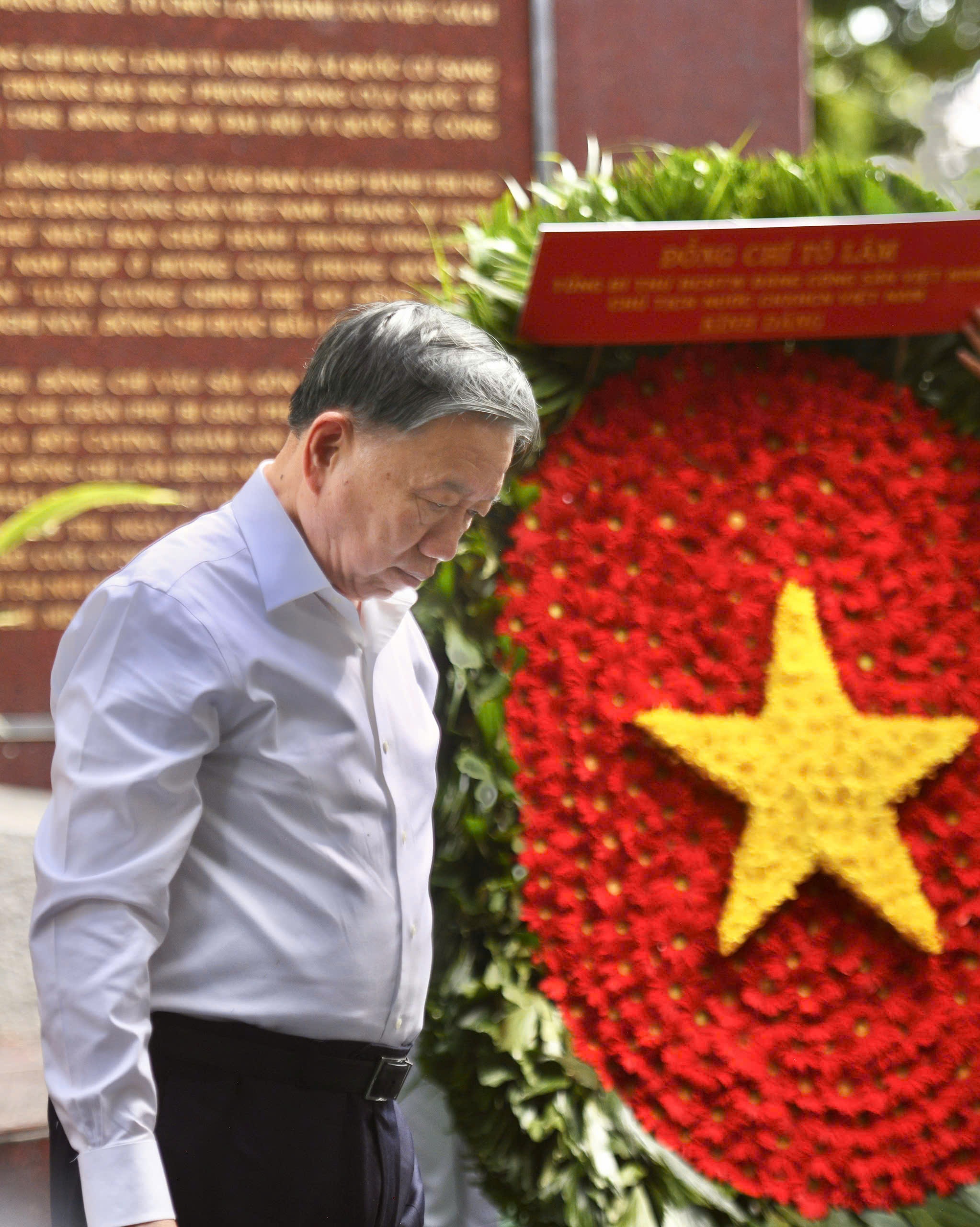 l&ecirc; thị ri&ecirc;ng  ảnh 4