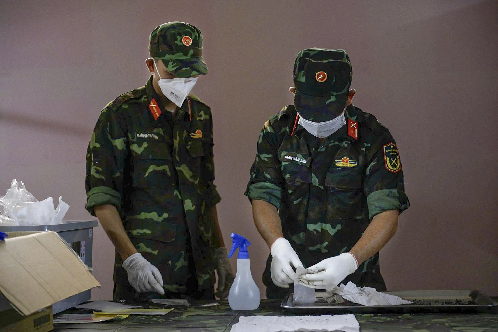 l&ecirc; thị ri&ecirc;ng  ảnh 5