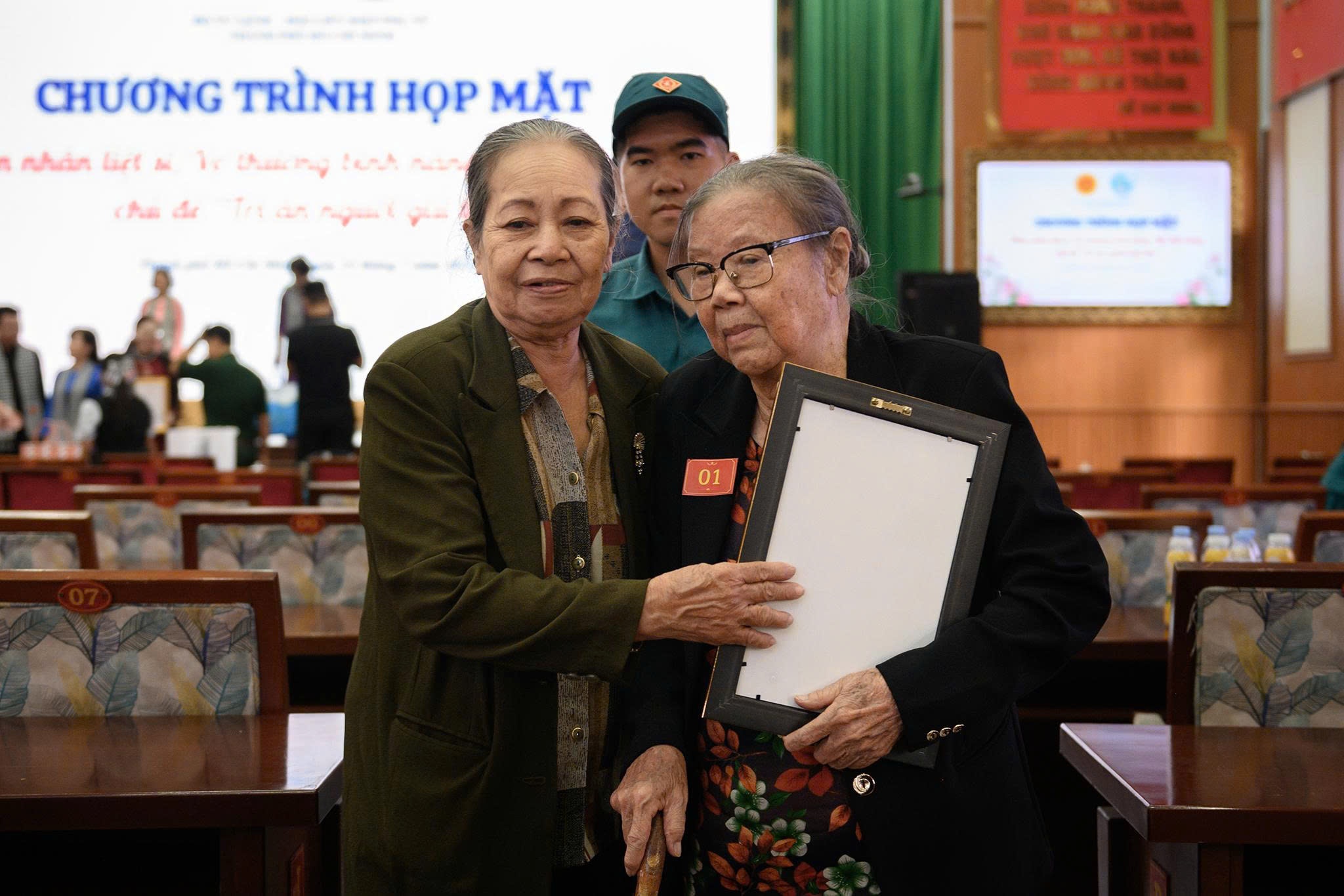 vợ liệt sĩ ảnh 6 vợ liệt sĩ ảnh 6