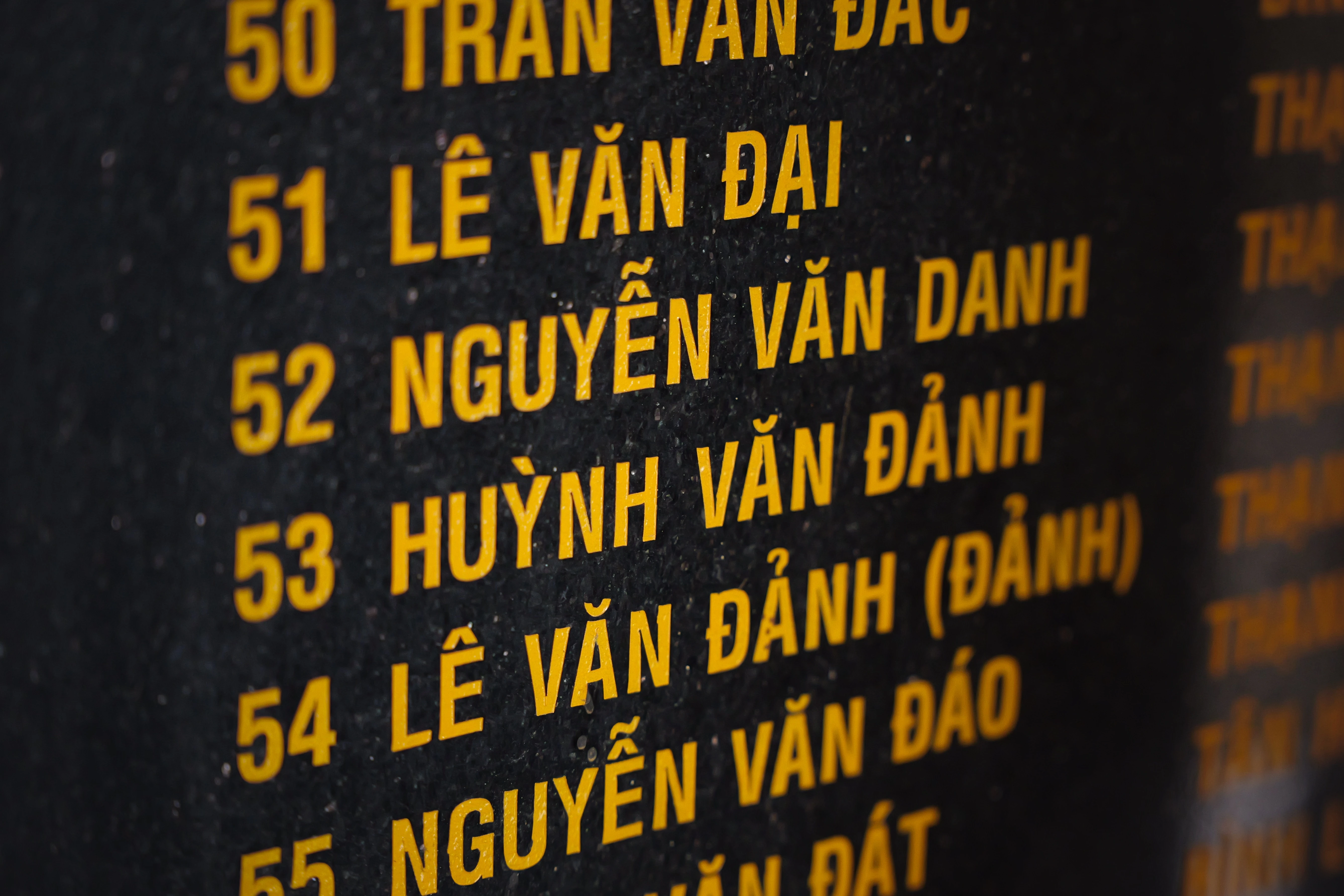 Liệt sĩ Huỳnh Văn Qu&ecirc;n ảnh 3