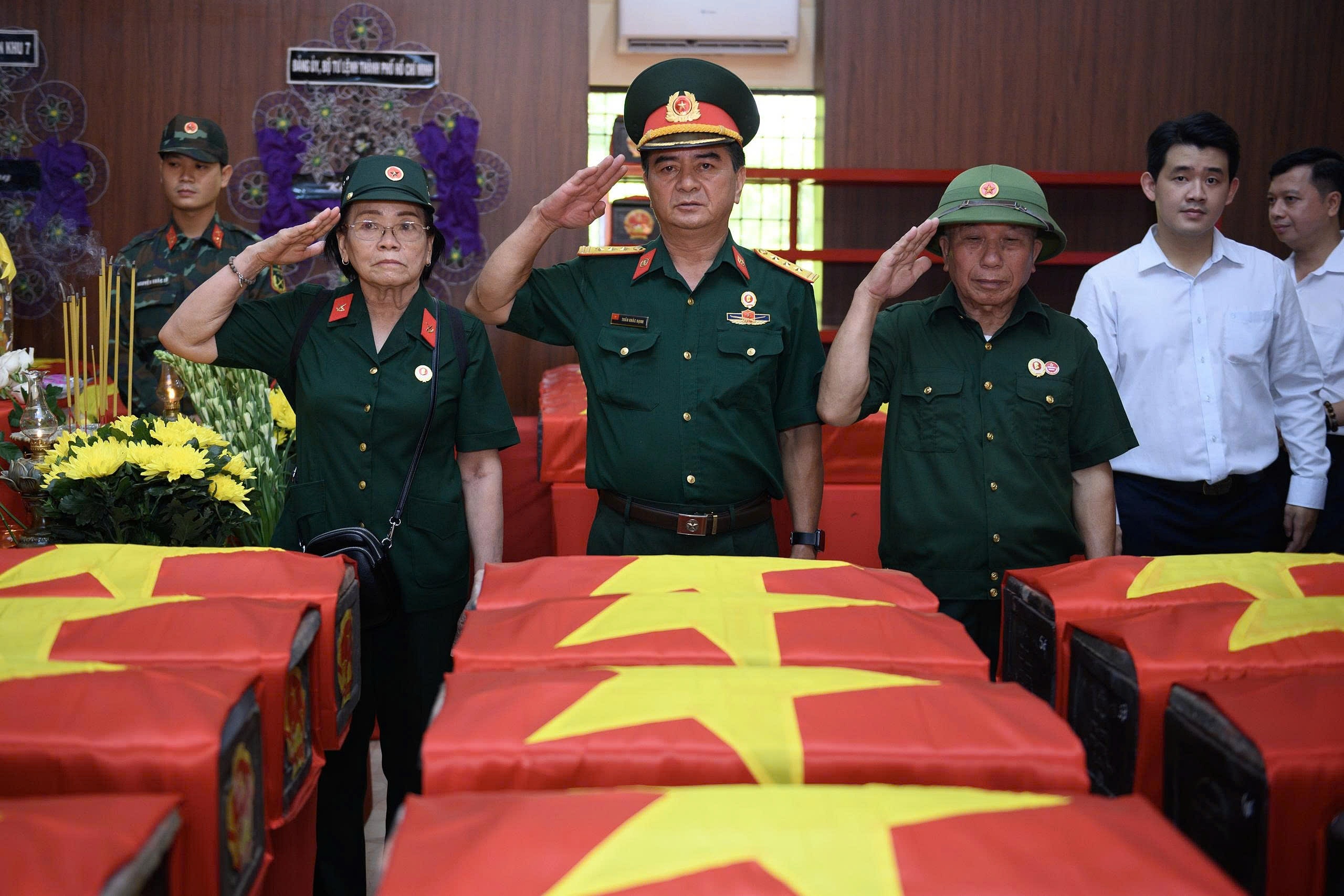 lê thị riêng ảnh 6 lê thị riêng ảnh 6