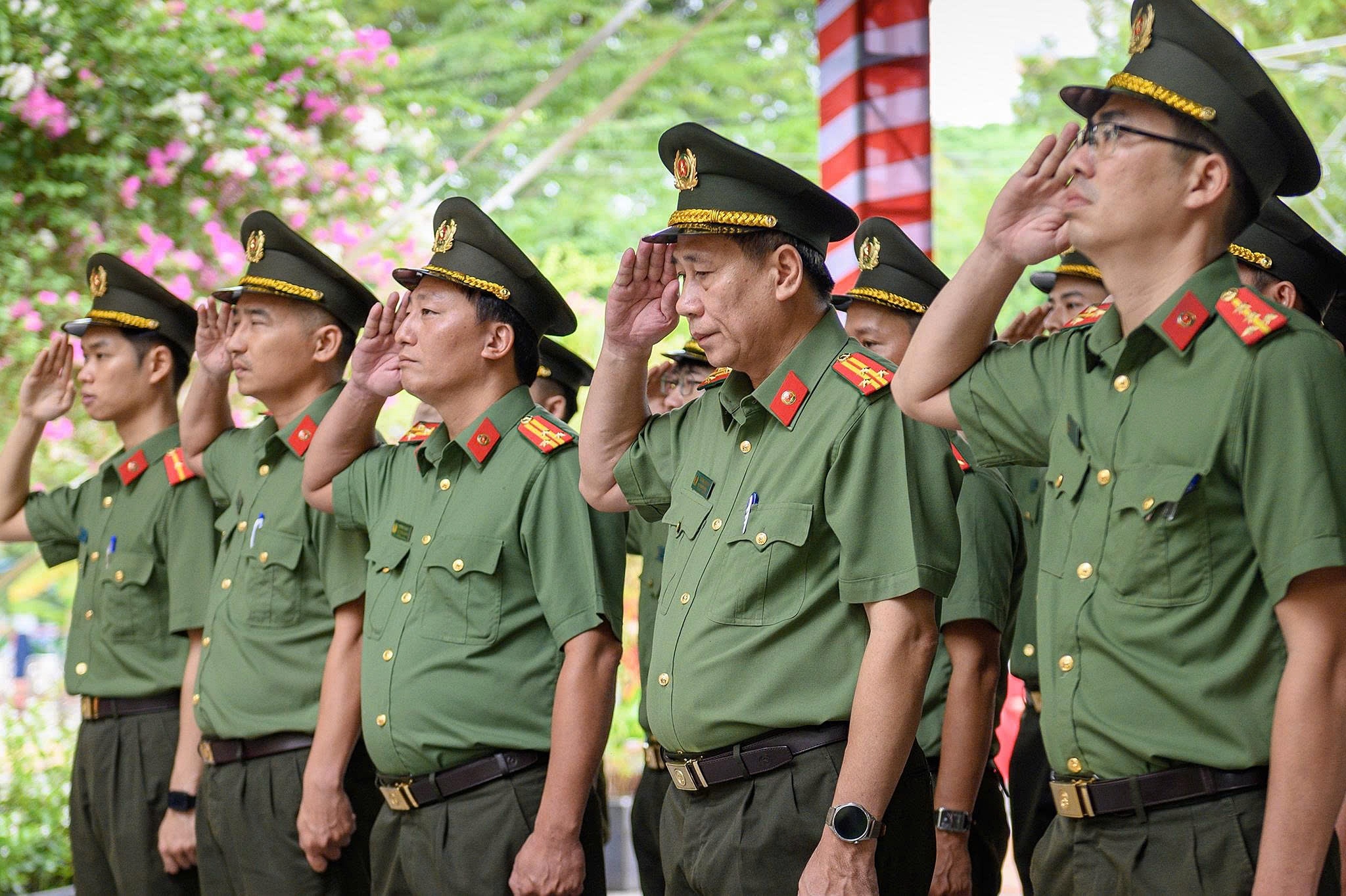 lê thị riêng ảnh 4 lê thị riêng ảnh 4