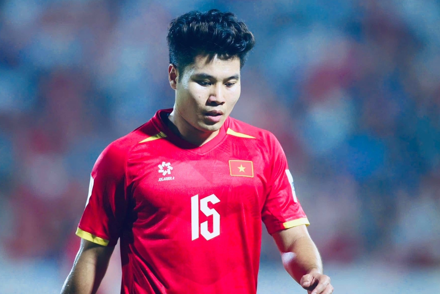 Hậu vệ Trương Tiến Anh nhận tin buồn