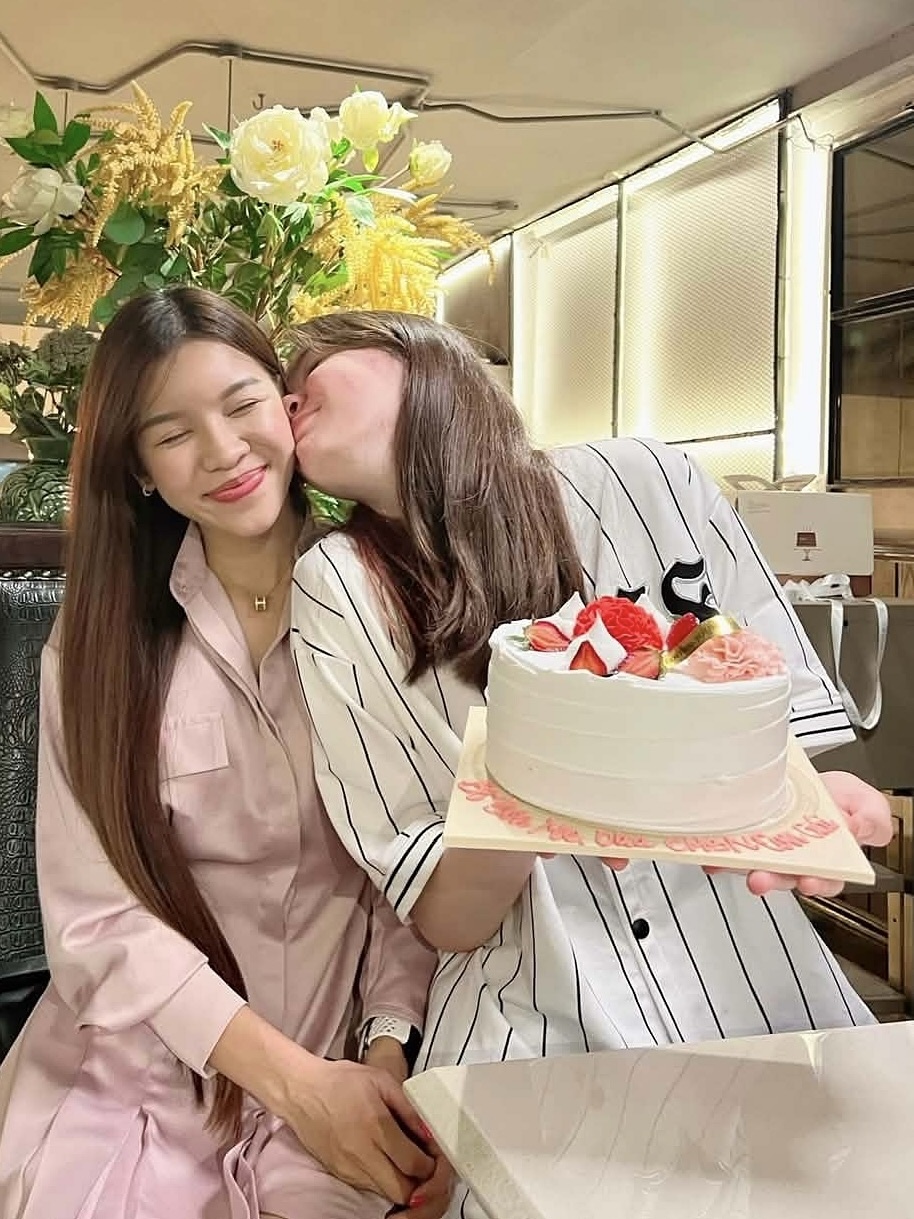 Em gái Đặng Văn Lâm ảnh 2 Em gái Đặng Văn Lâm ảnh 2