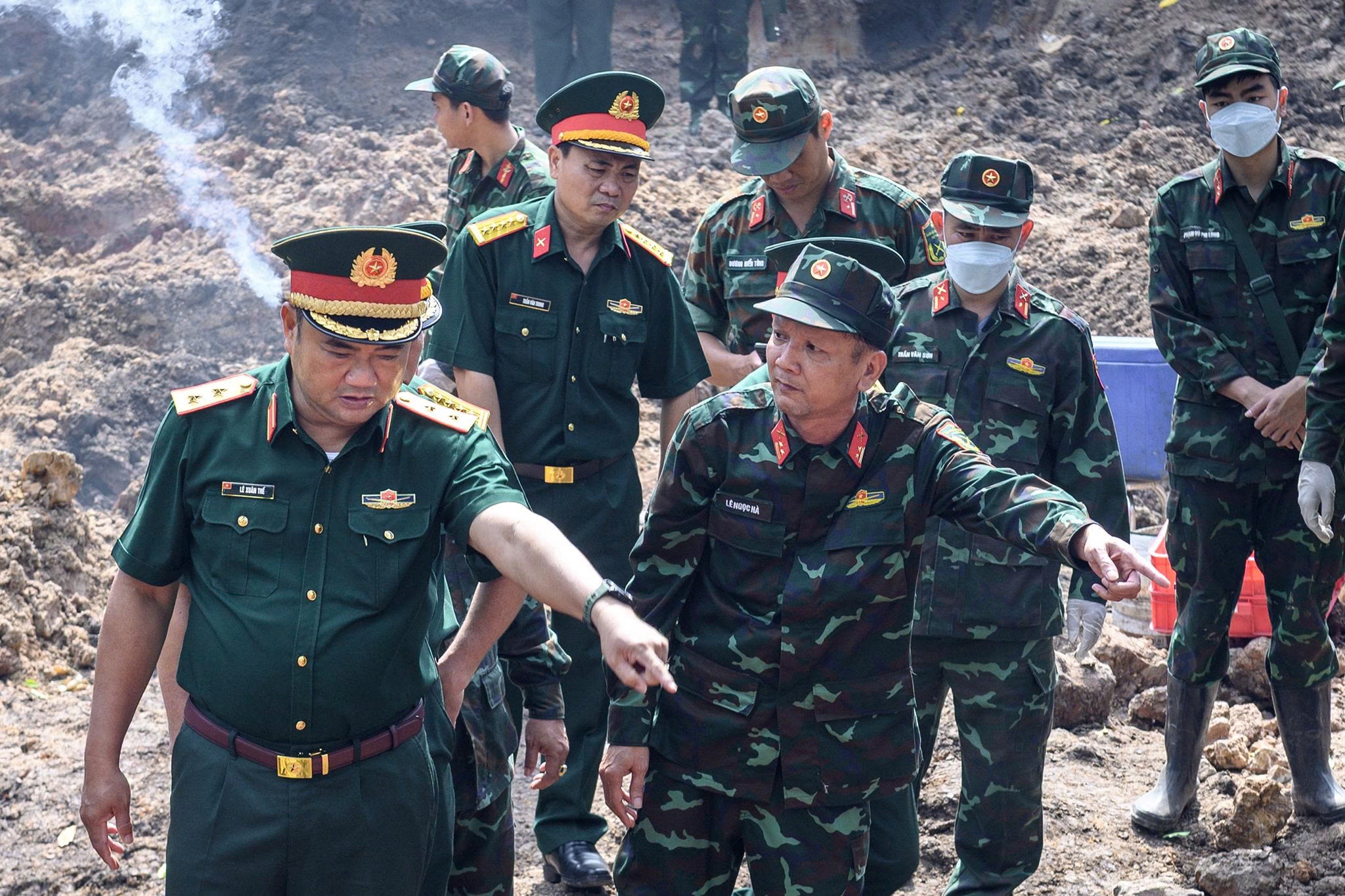 L&ecirc; Thị Ri&ecirc;ng ảnh 5