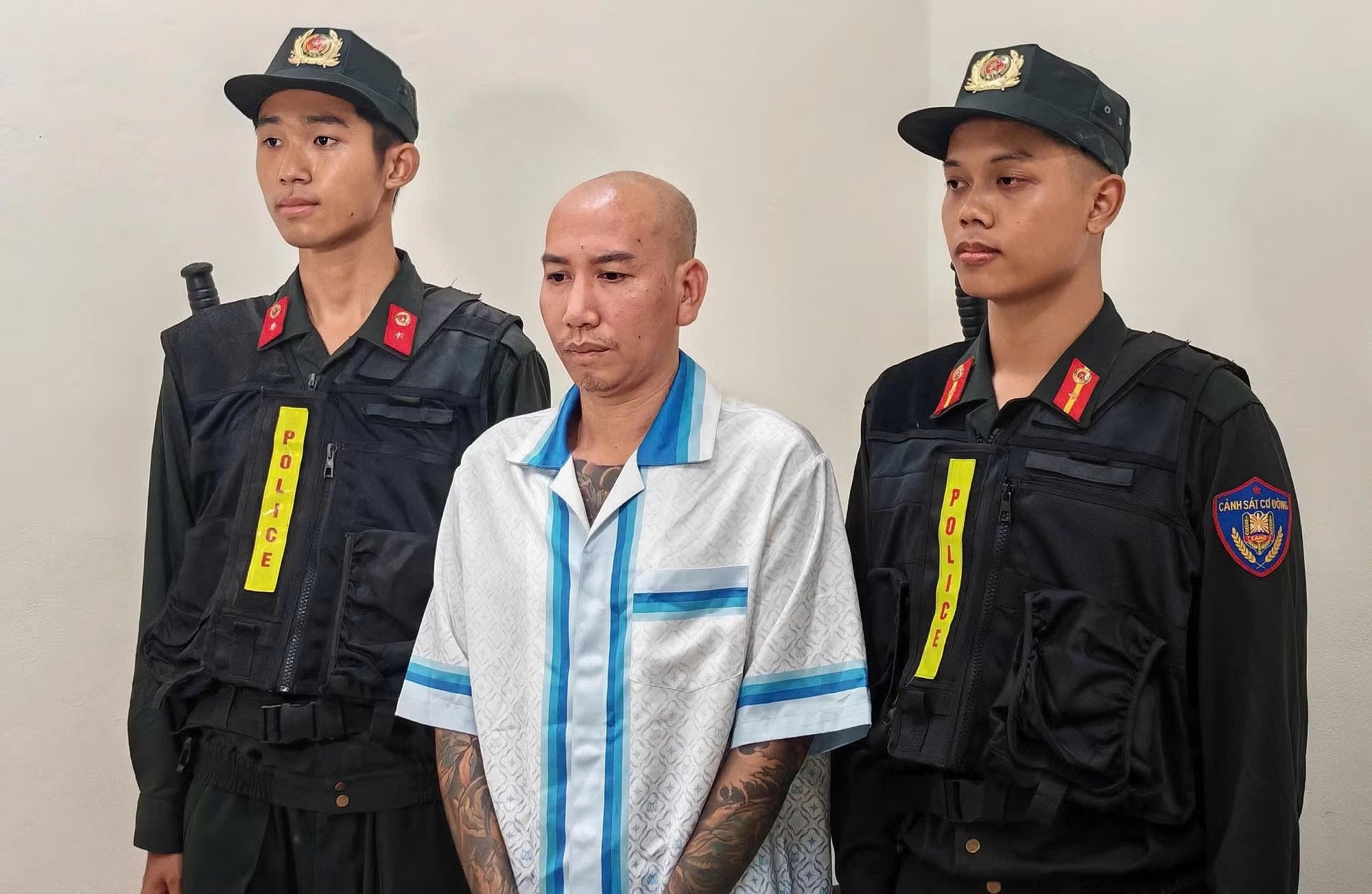 Huấn Hoa Hồng ảnh 1