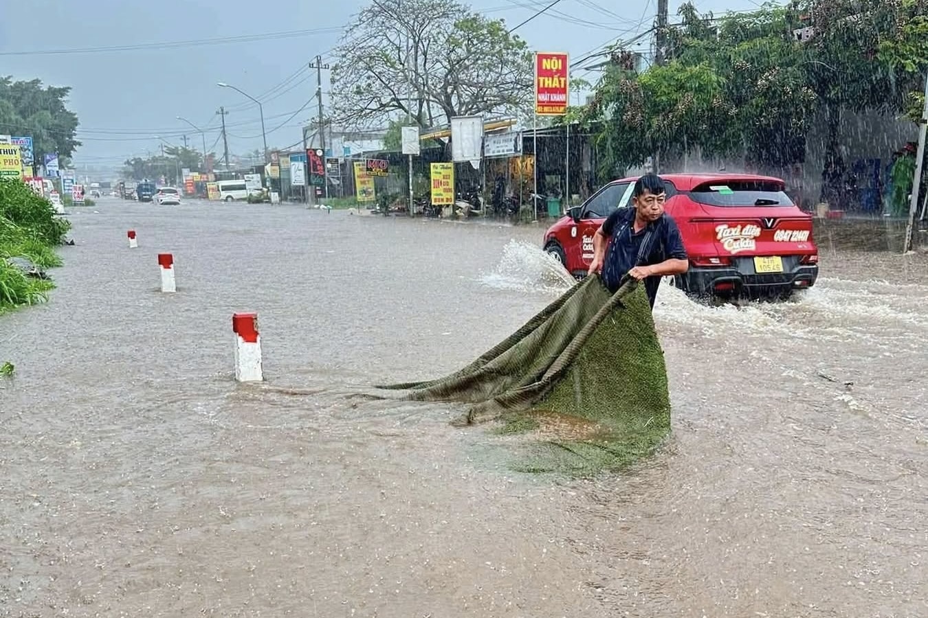 Trưởng th&ocirc;n  ảnh 1