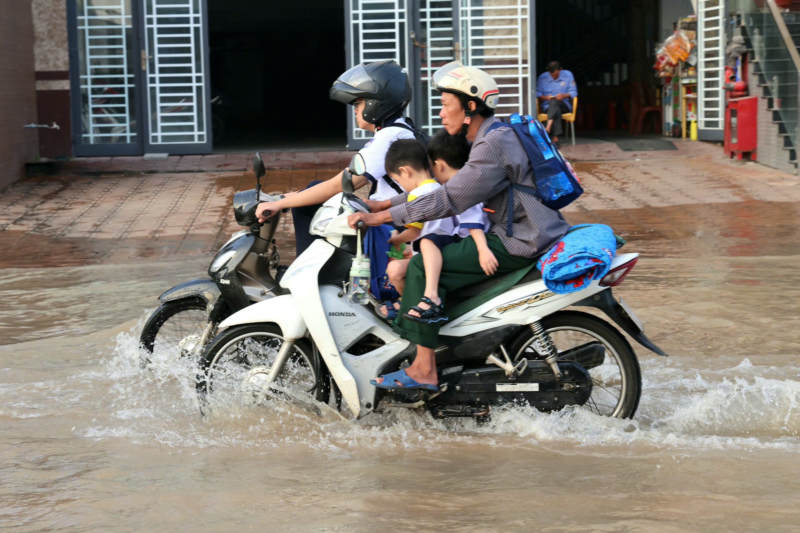 triều cường  ảnh 4