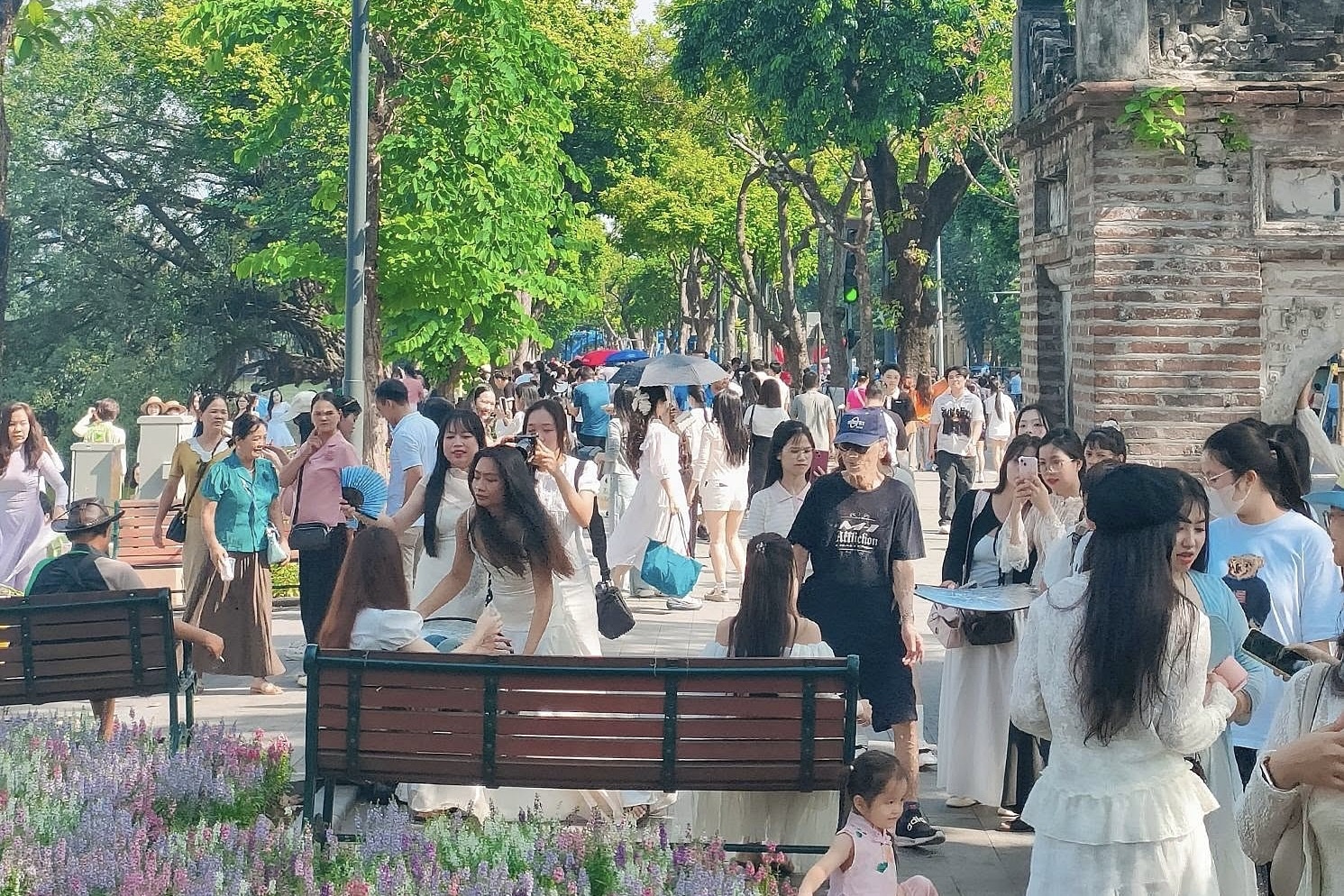 Hồ Gươm ảnh 3