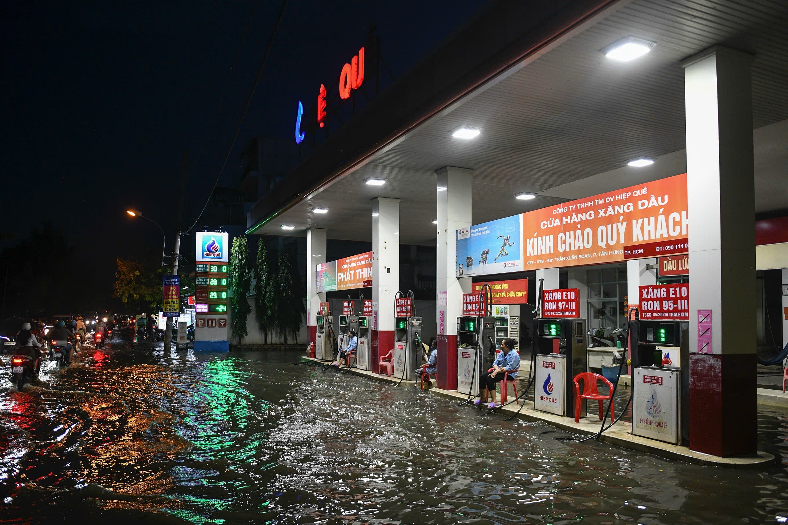triều cường  ảnh 1