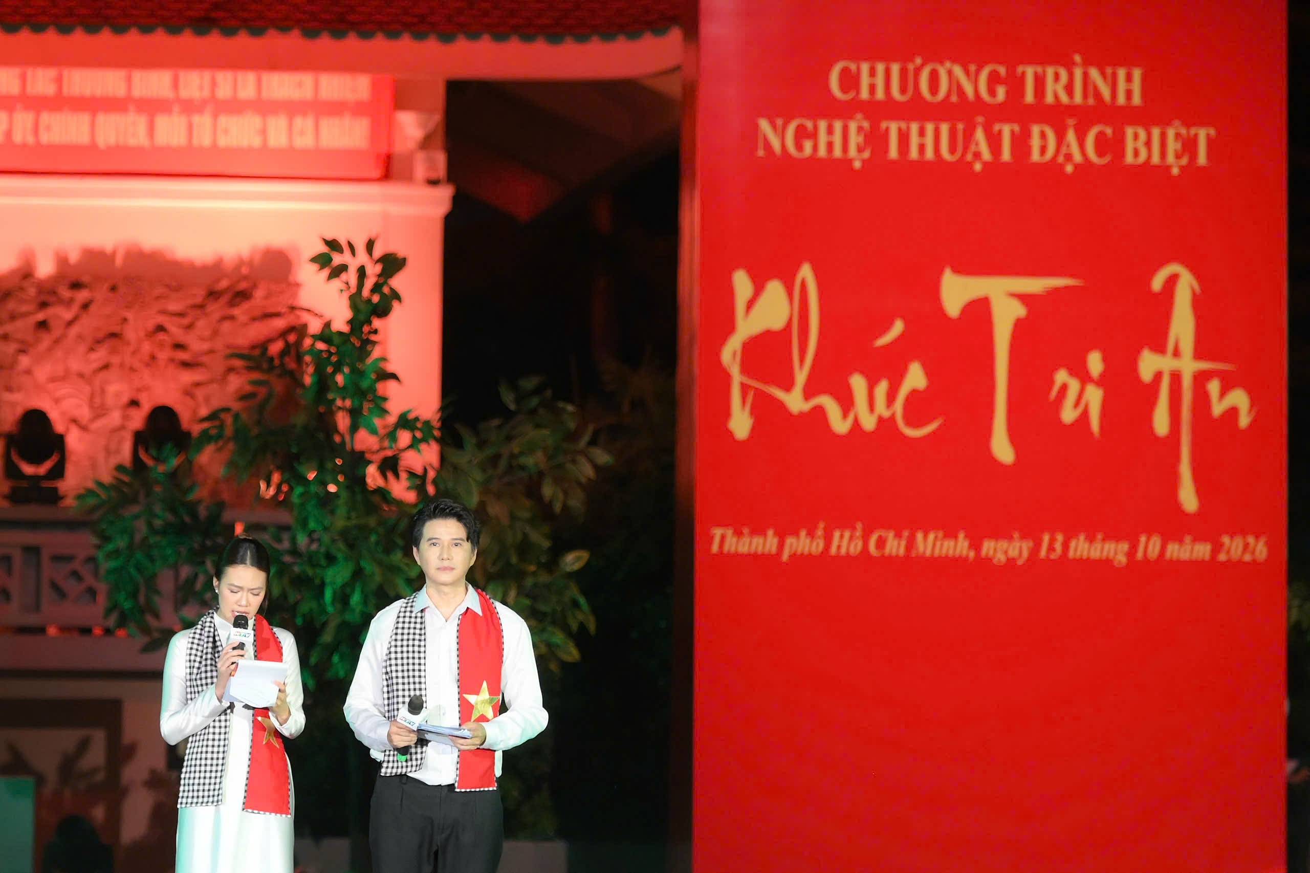 L&ecirc; Thị Ri&ecirc;ng ảnh 2