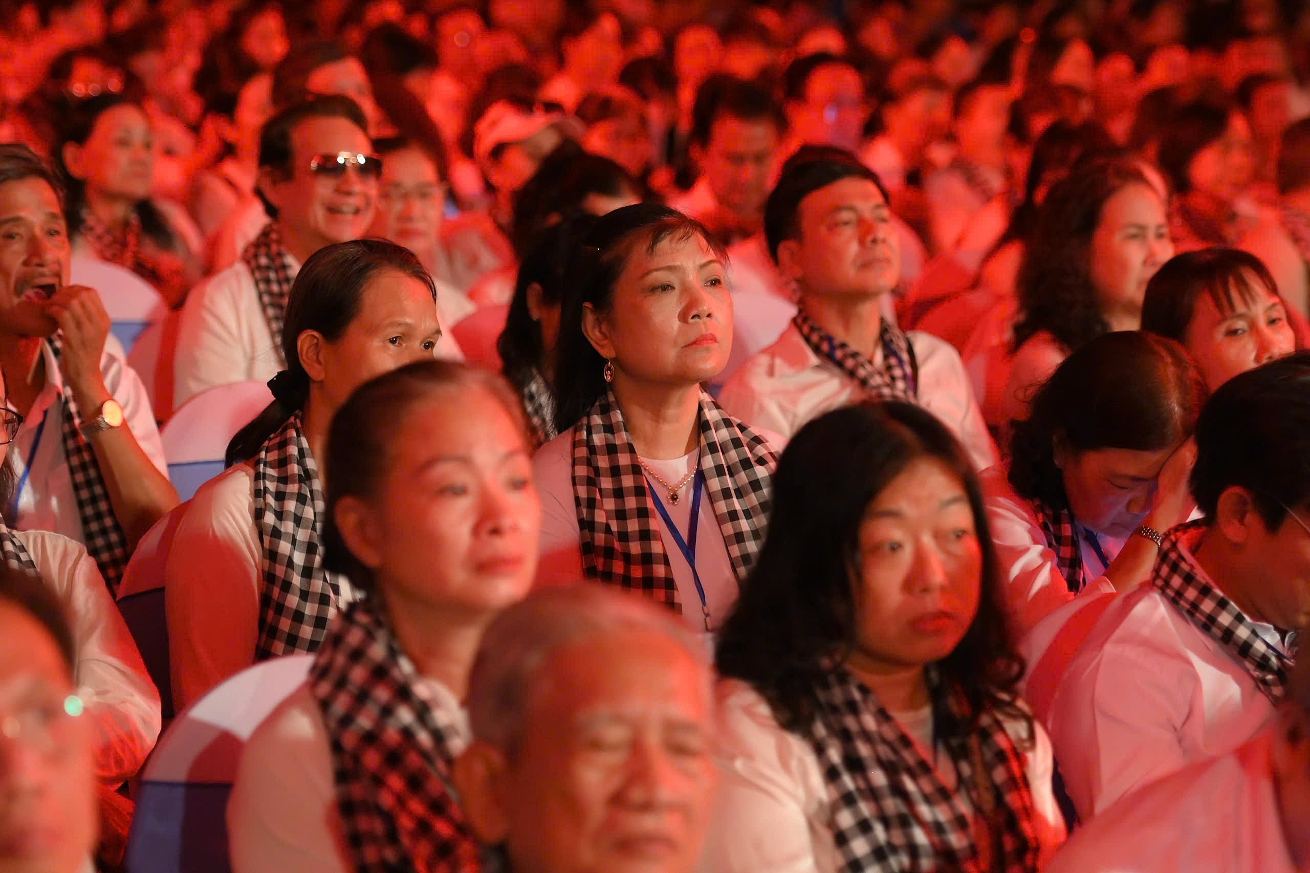 L&ecirc; Thị Ri&ecirc;ng ảnh 17